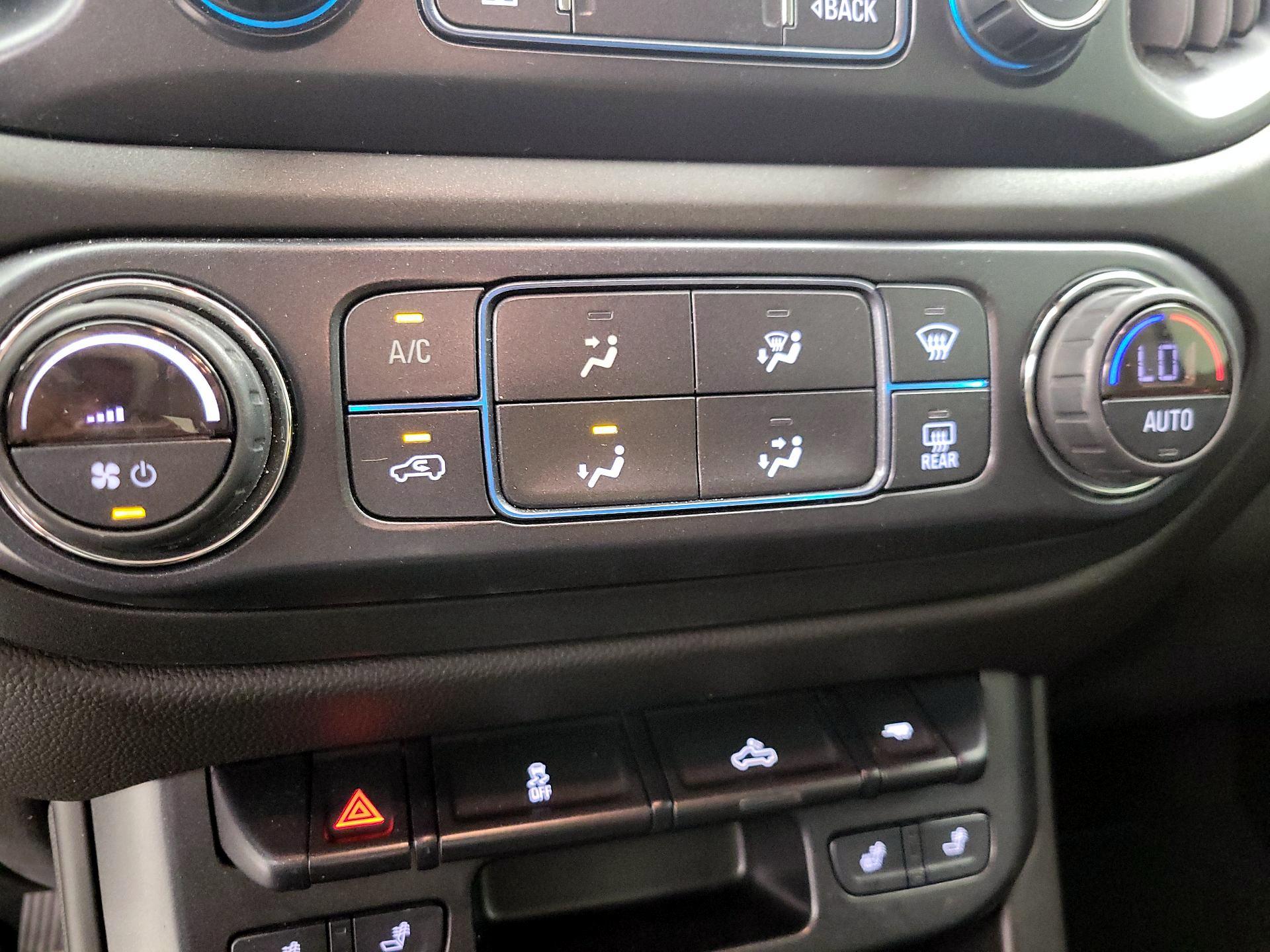 Thumbnail: 2019 Chevrolet Colorado - 16