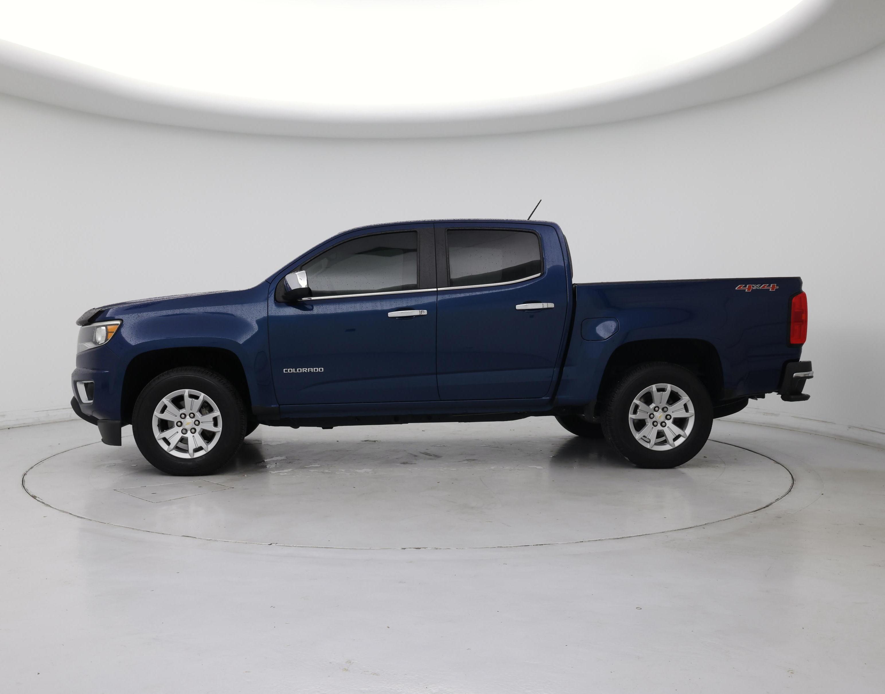 Thumbnail: 2019 Chevrolet Colorado - 3