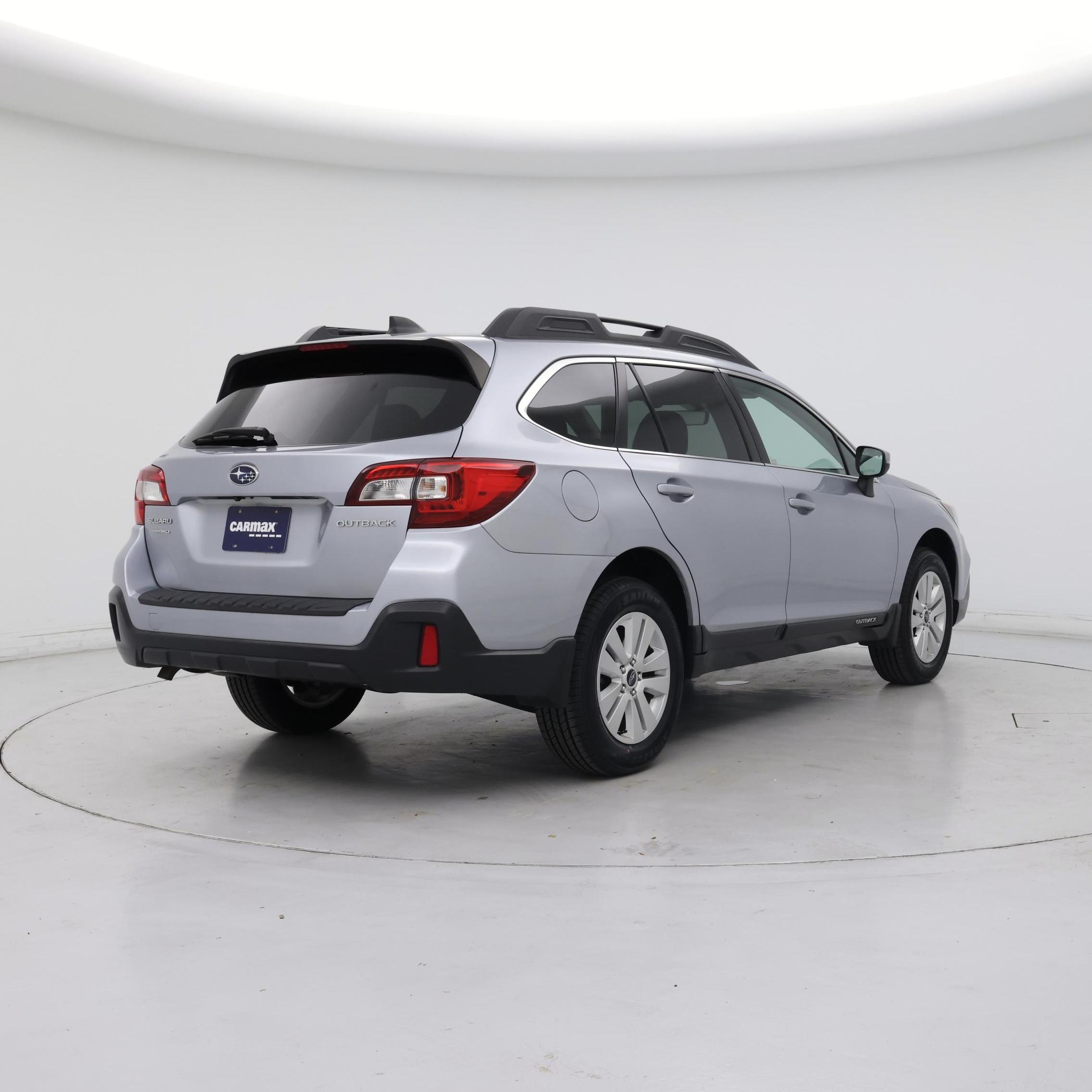 Thumbnail: 2018 Subaru Outback - 8