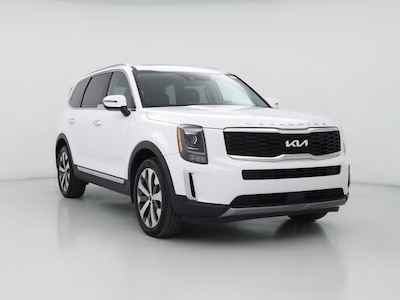 White 2022 Kia Telluride S