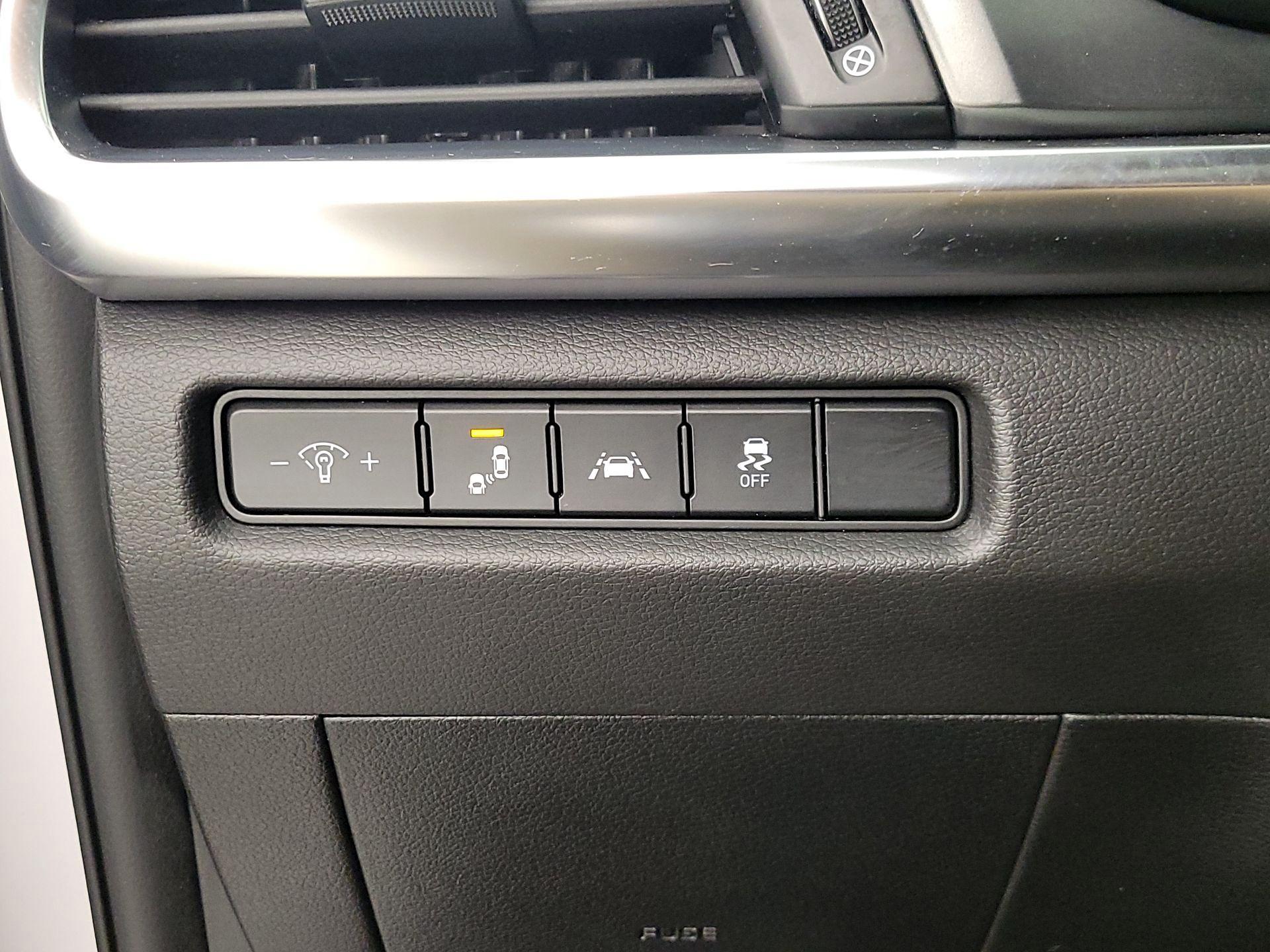 Thumbnail: 2022 Kia Telluride - 13