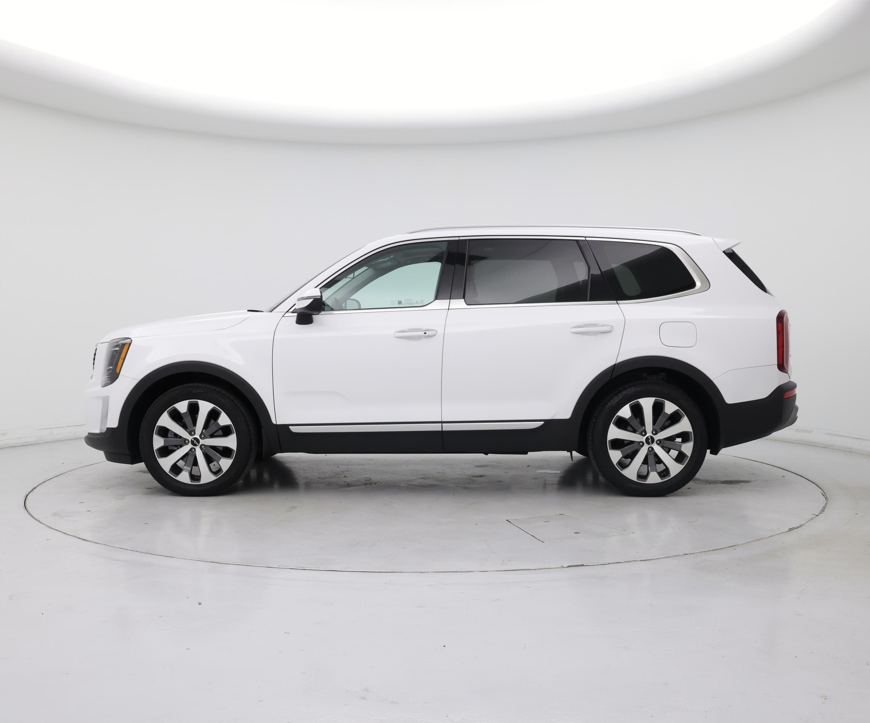 Thumbnail: 2022 Kia Telluride - 3
