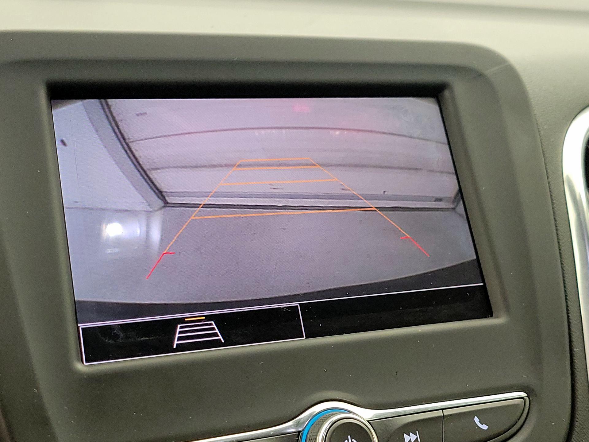 Thumbnail: 2022 Chevrolet Equinox - 14