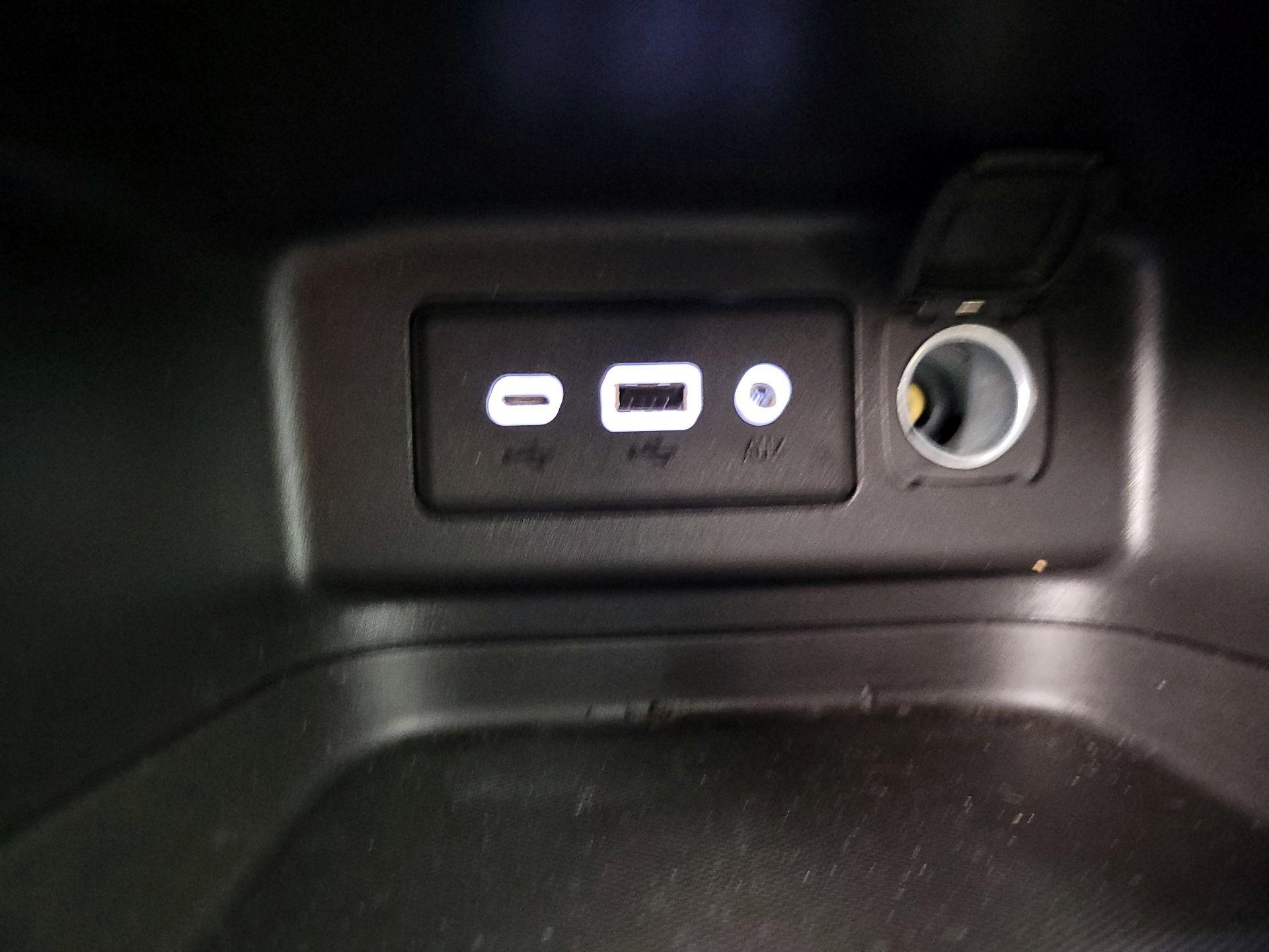 Thumbnail: 2022 Chevrolet Equinox - 18