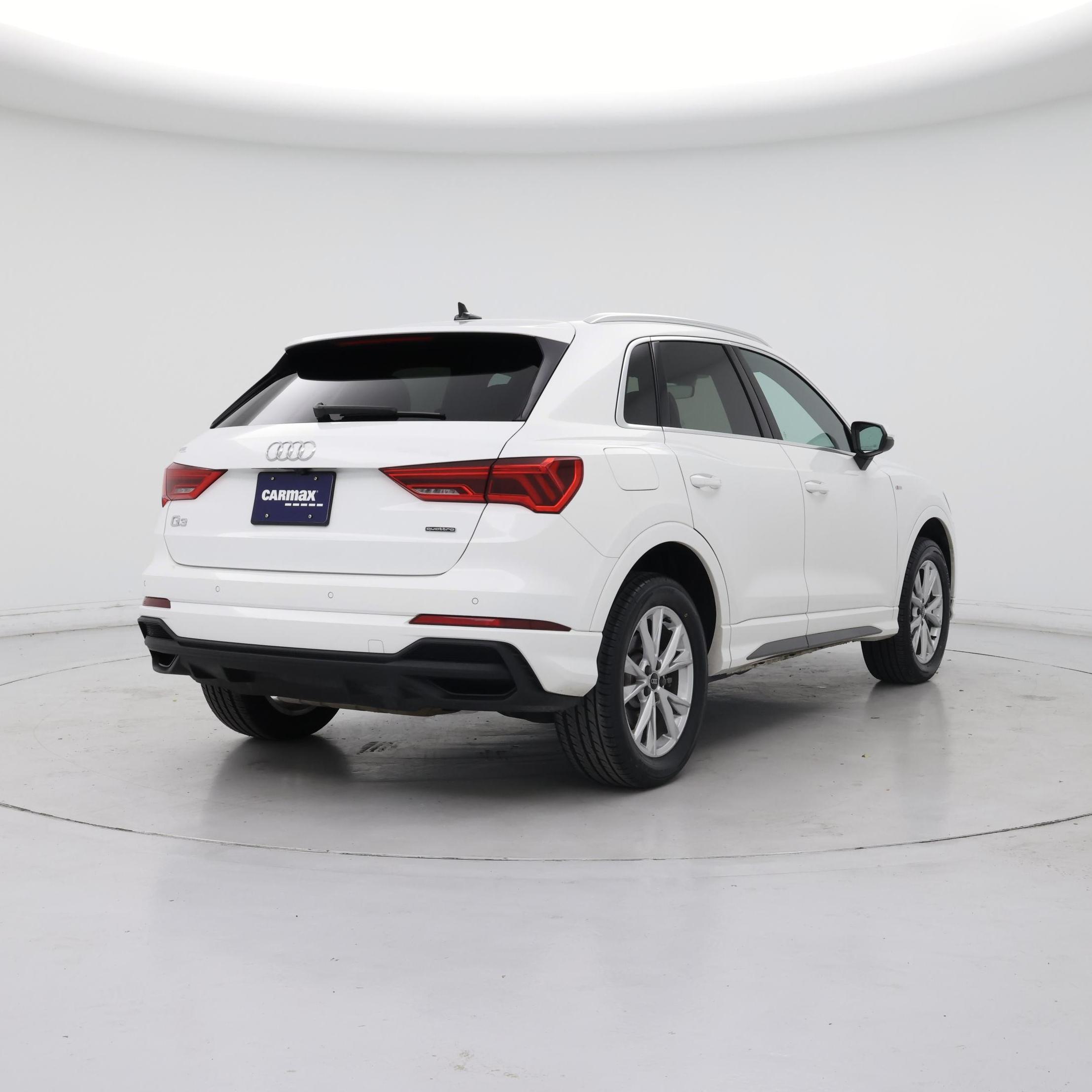 Thumbnail: 2022 Chevrolet Equinox - 8