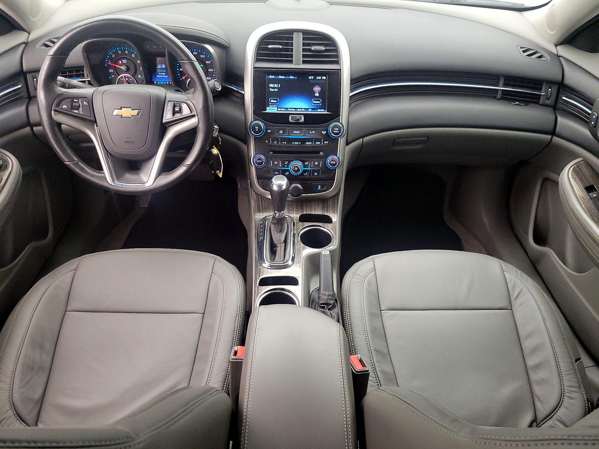 Thumbnail: 2014 Chevrolet Malibu - 9