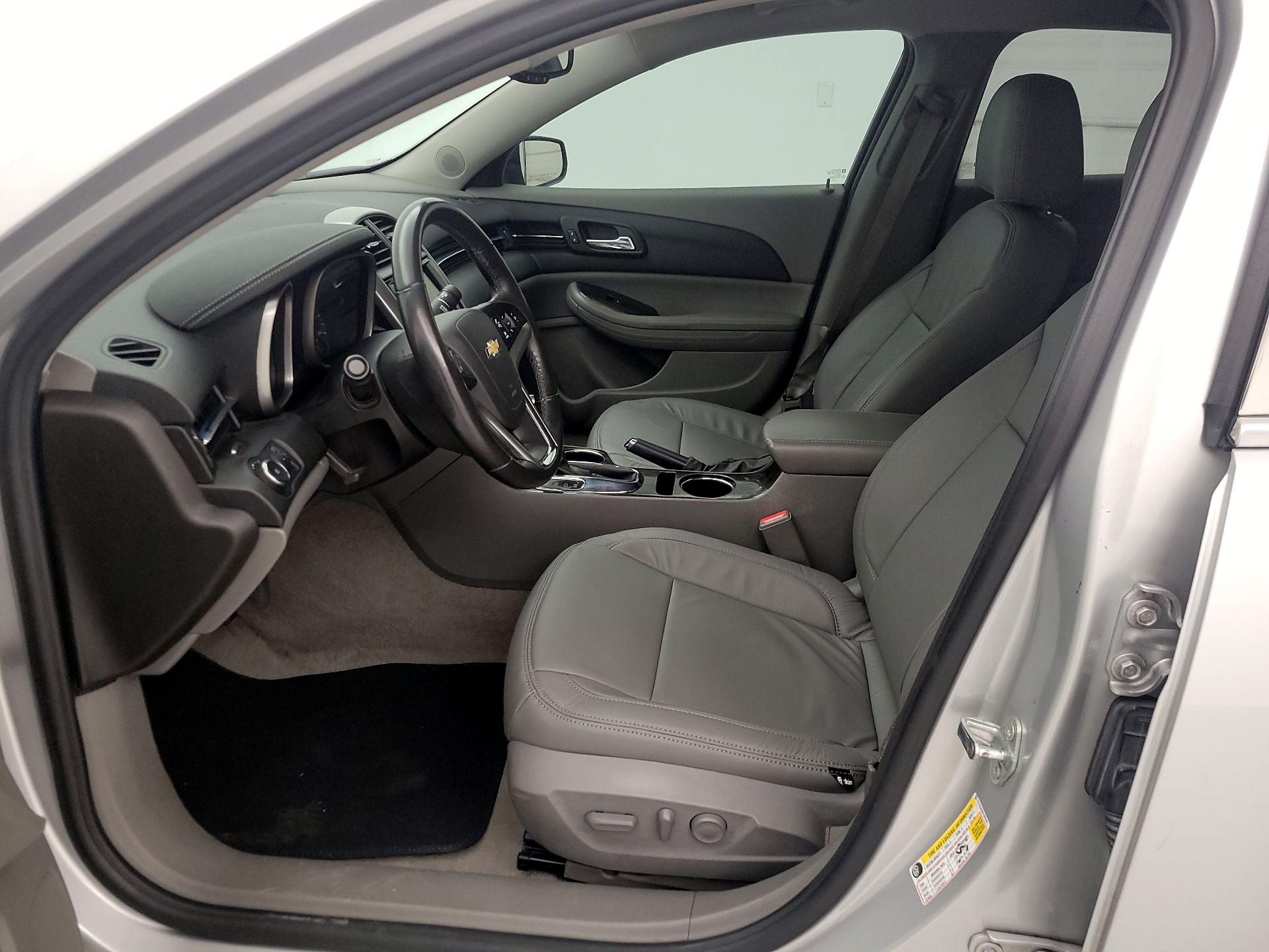 Thumbnail: 2014 Chevrolet Malibu - 11