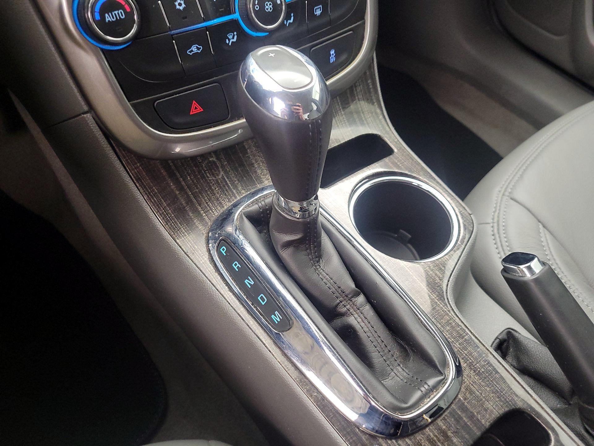 Thumbnail: 2014 Chevrolet Malibu - 16