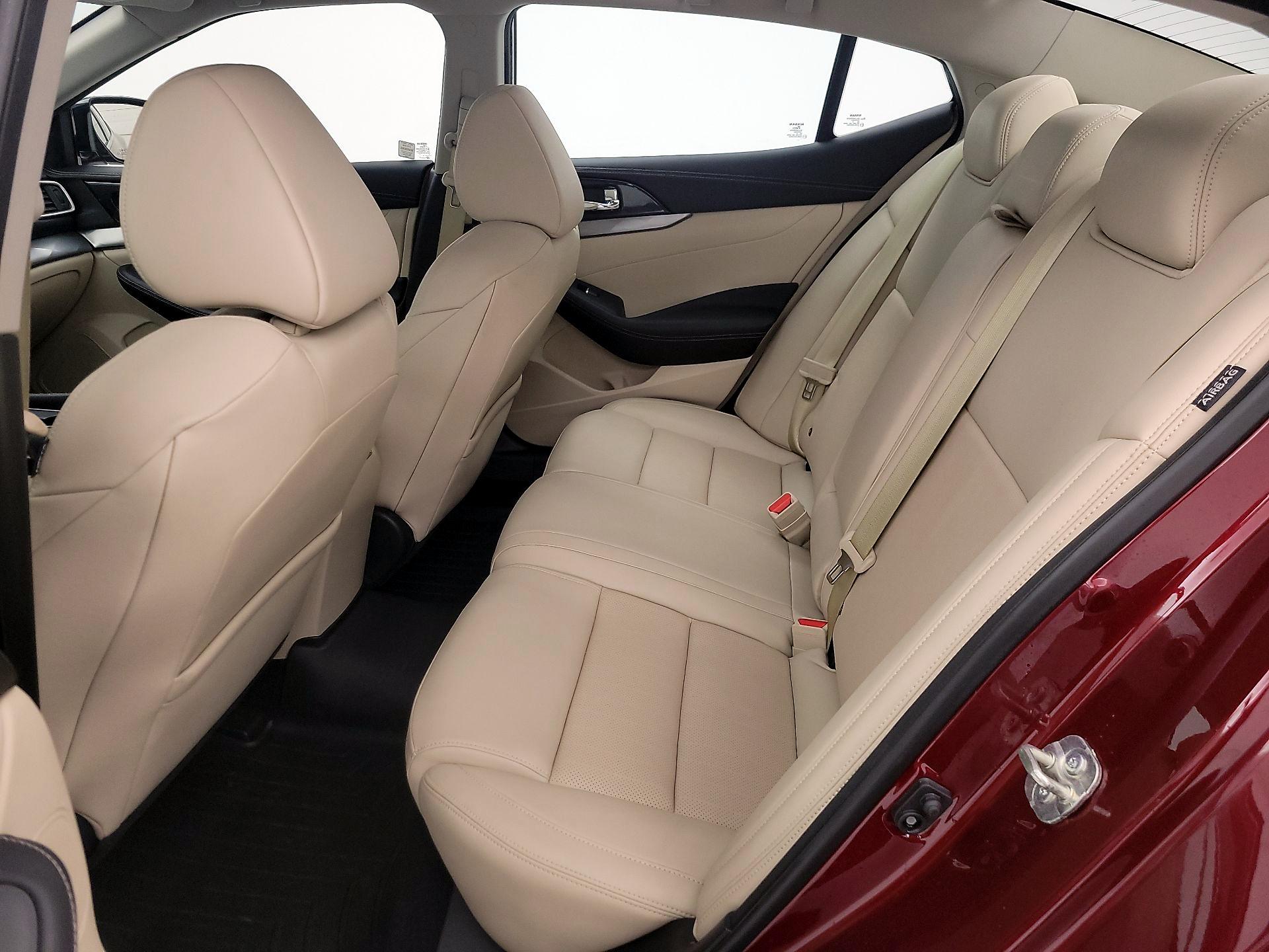 Thumbnail: 2019 Nissan Maxima - 20