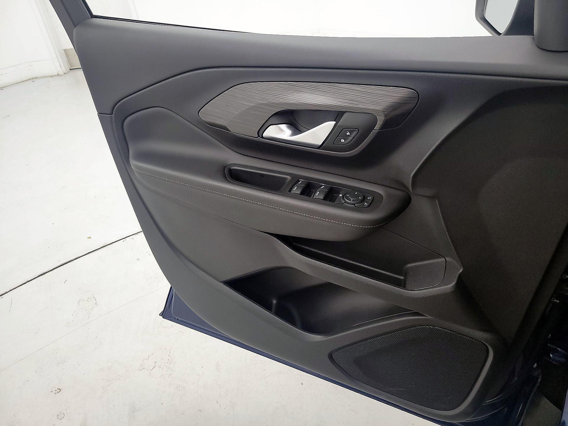 Thumbnail: 2022 GMC Terrain - 12