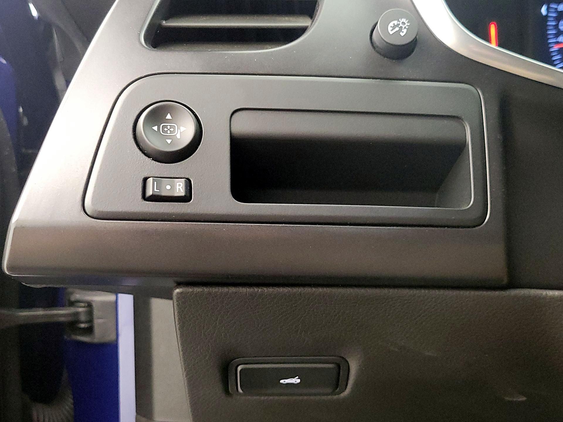 Thumbnail: 2016 Chevrolet Corvette - 13