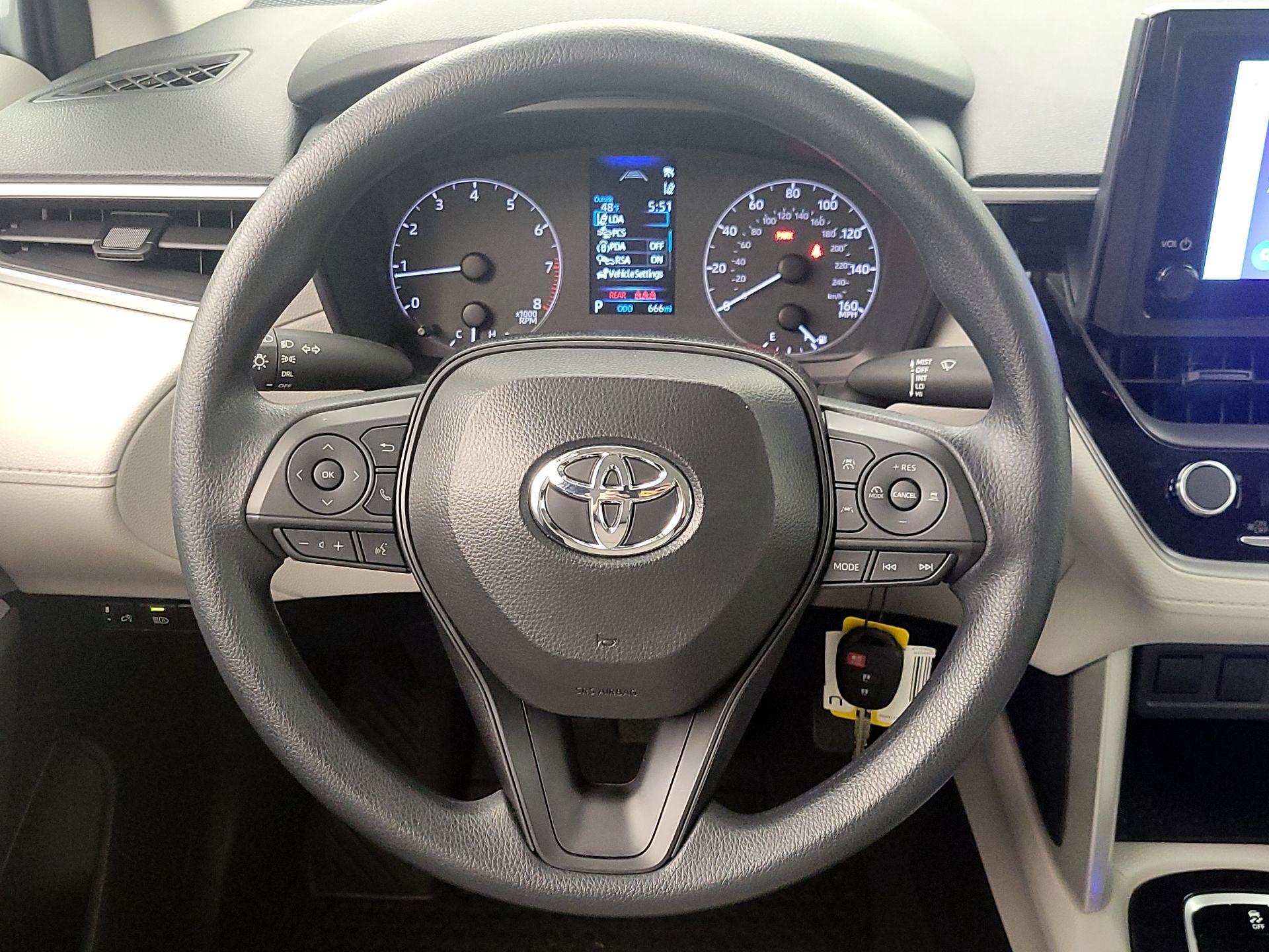 Thumbnail: 2025 Toyota Corolla Cross - 10