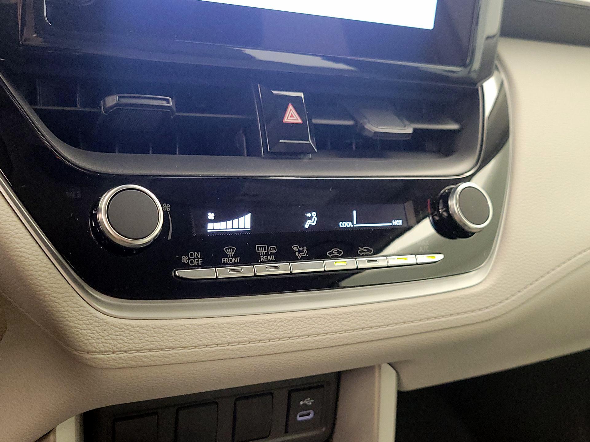 Thumbnail: 2025 Toyota Corolla Cross - 16