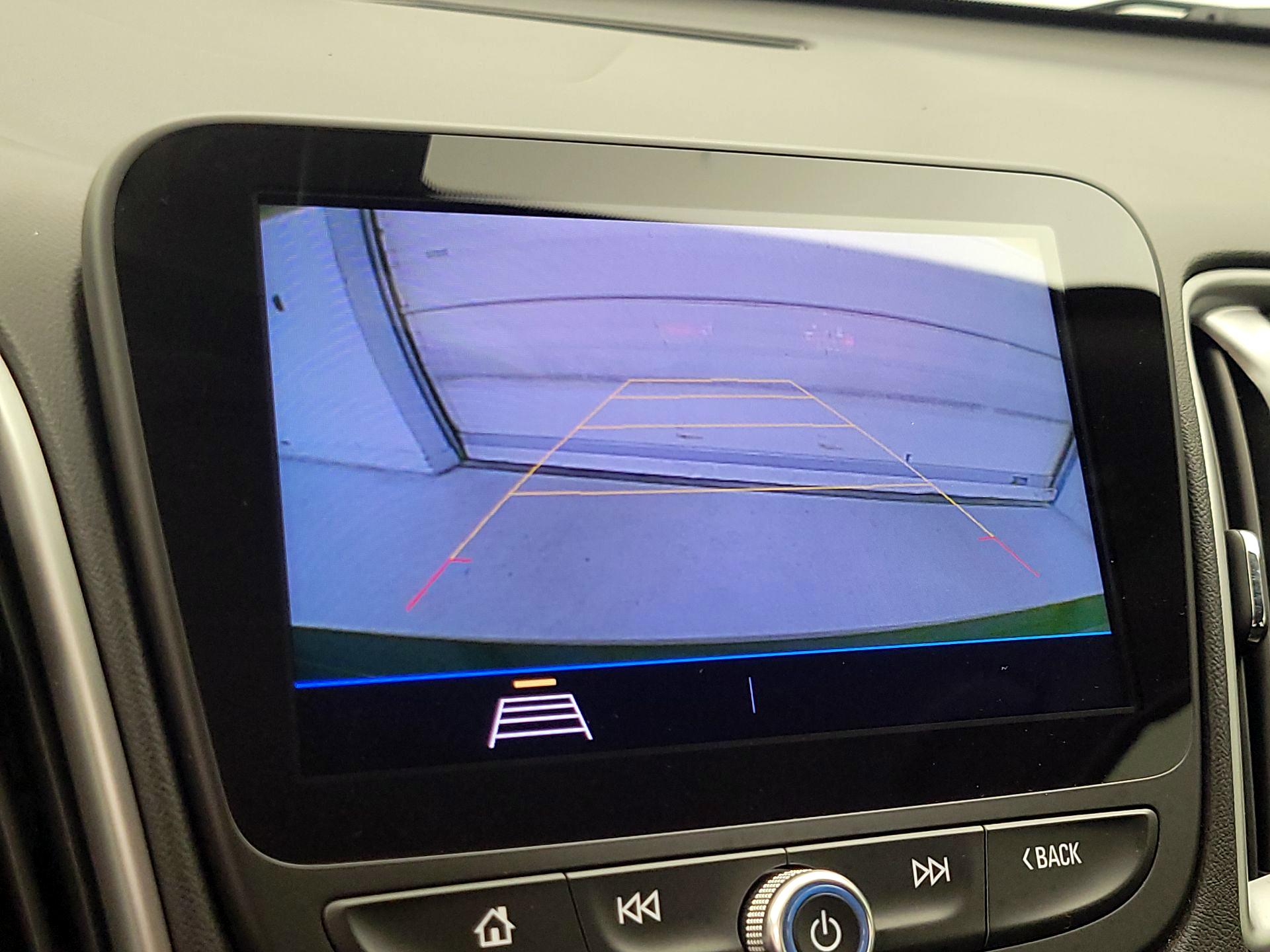 Thumbnail: 2020 Chevrolet Malibu - 14