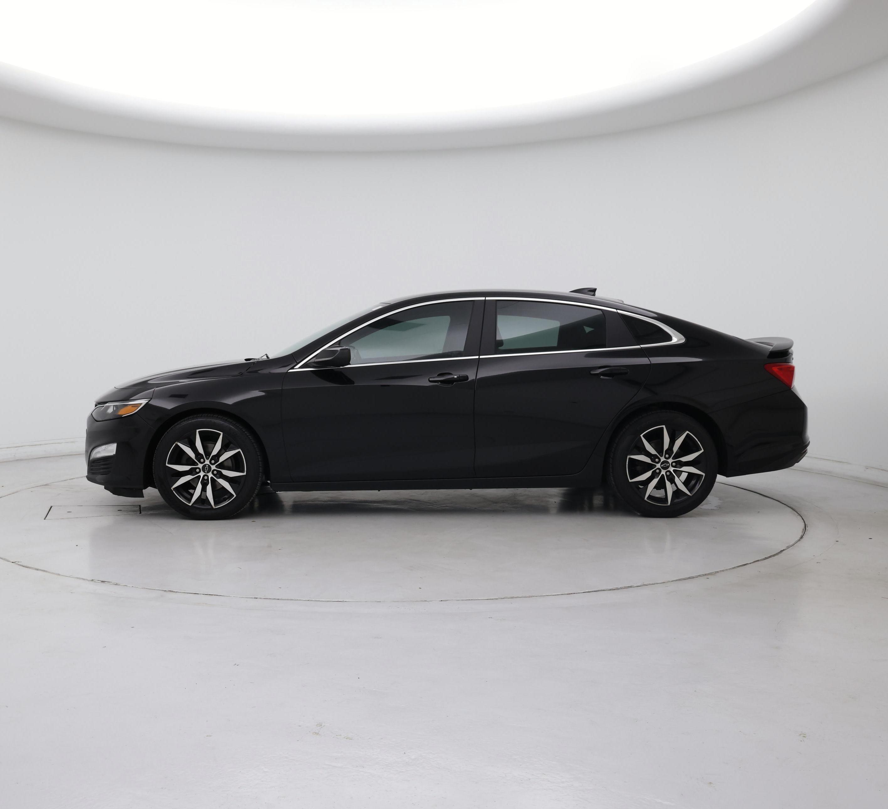 Thumbnail: 2020 Chevrolet Malibu - 3