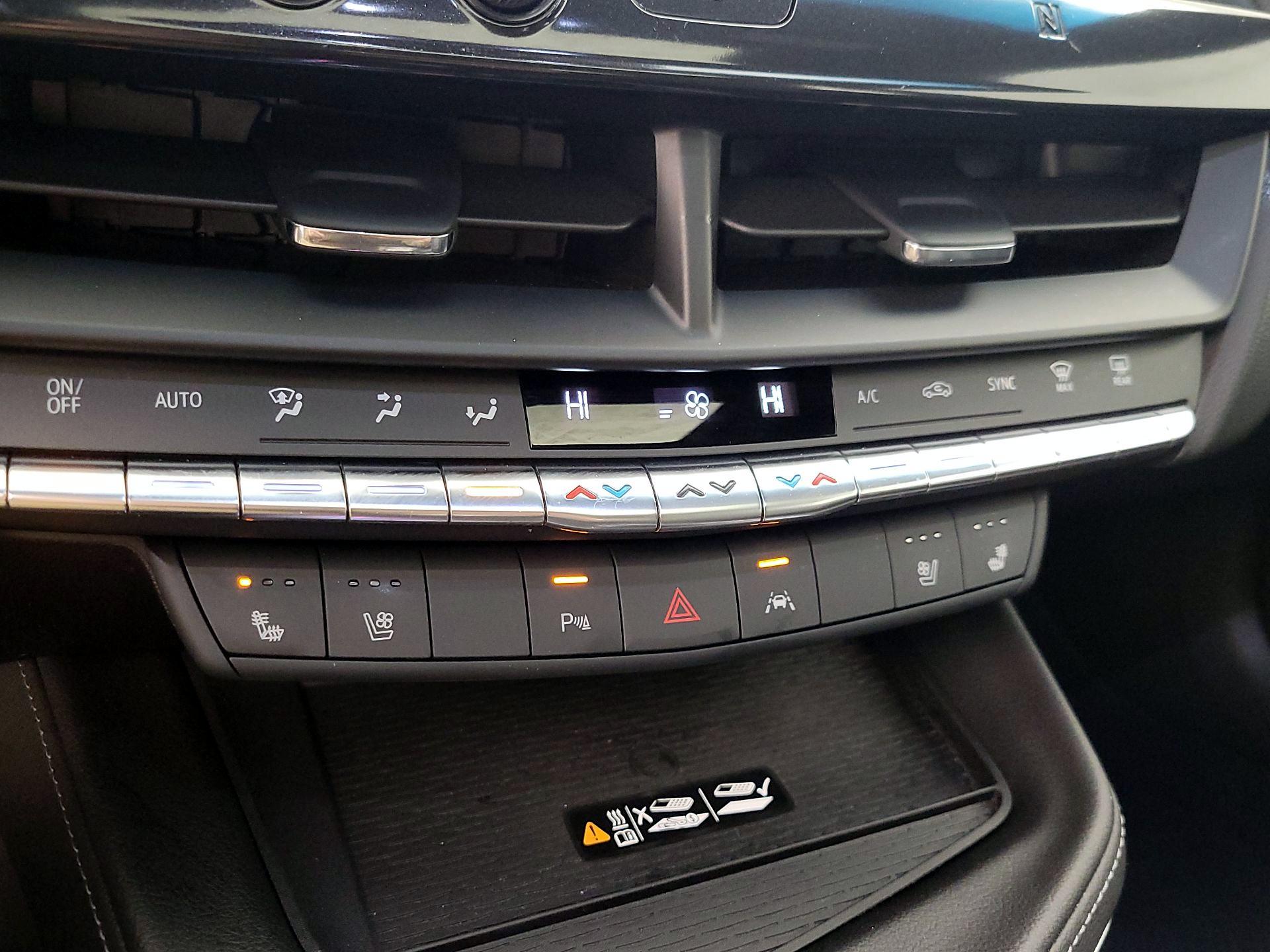 Thumbnail: 2021 Cadillac CT4 - 17