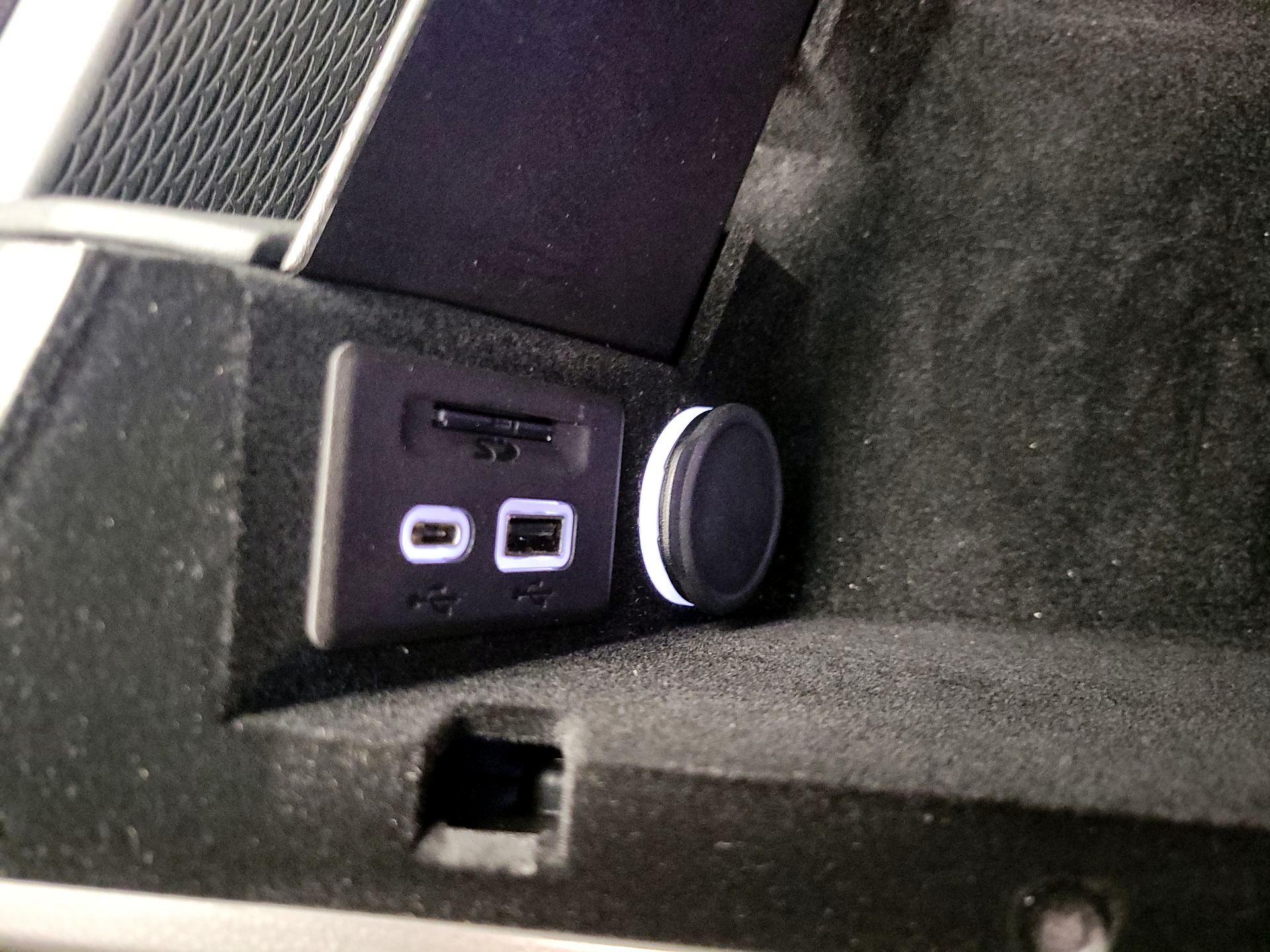 Thumbnail: 2021 Cadillac CT4 - 19