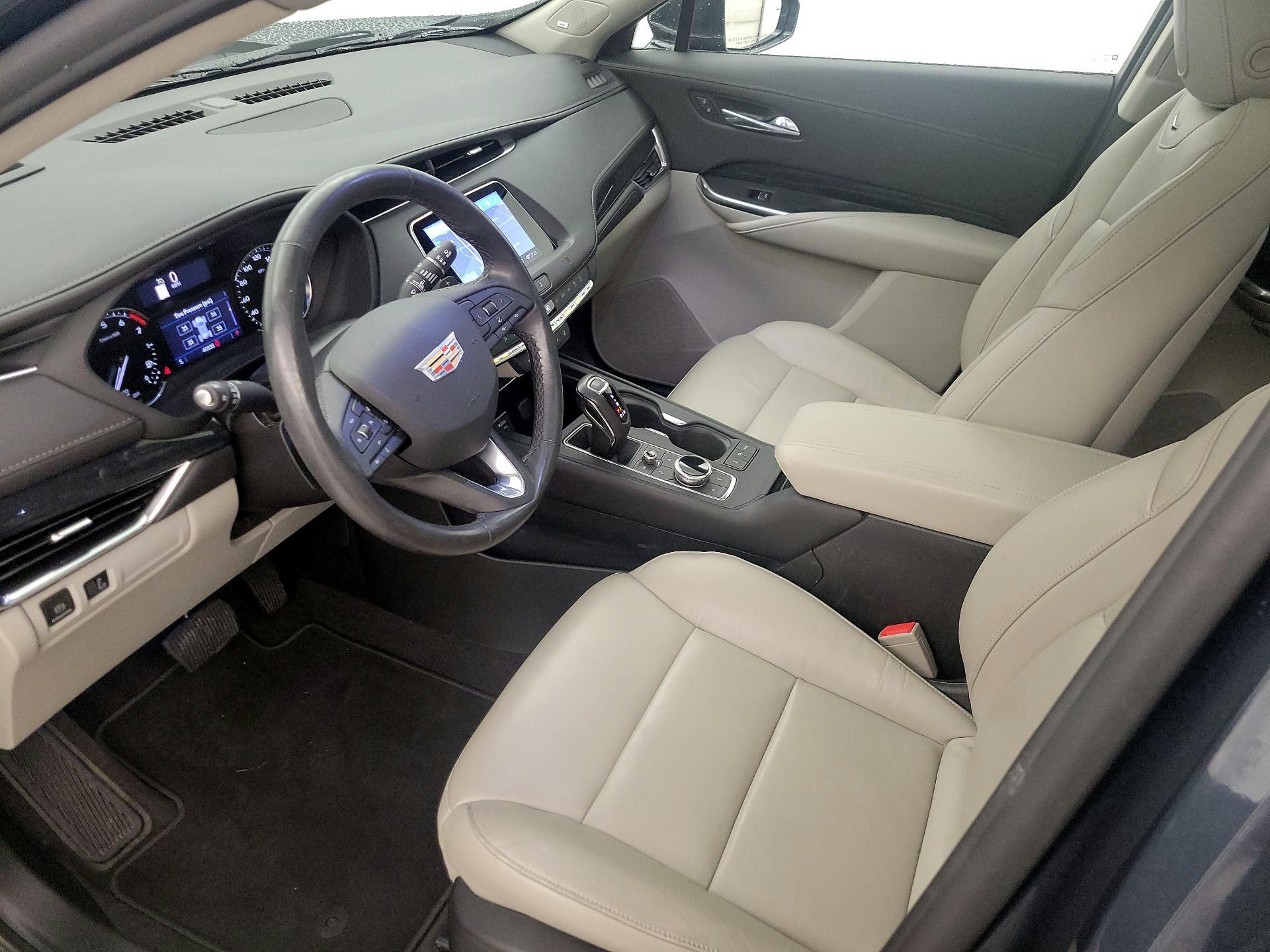 Thumbnail: 2019 Cadillac XT4 - 11