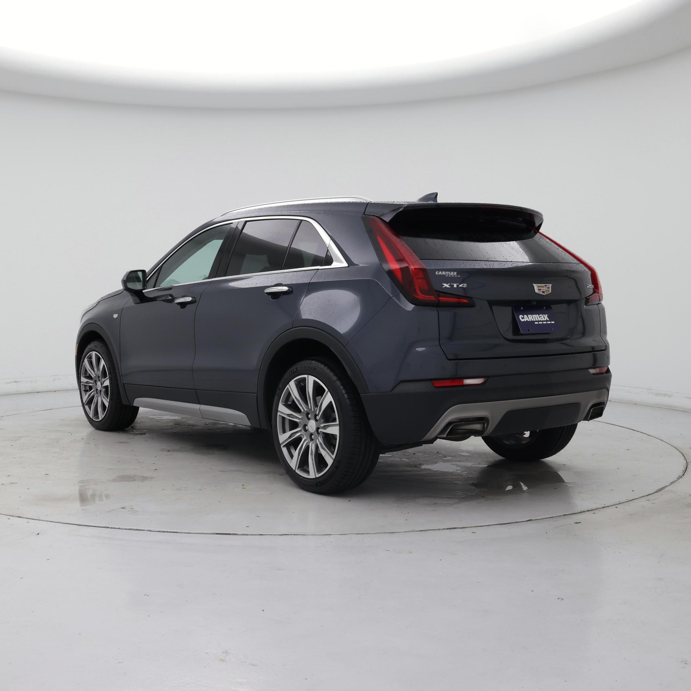 Thumbnail: 2019 Cadillac XT4 - 2