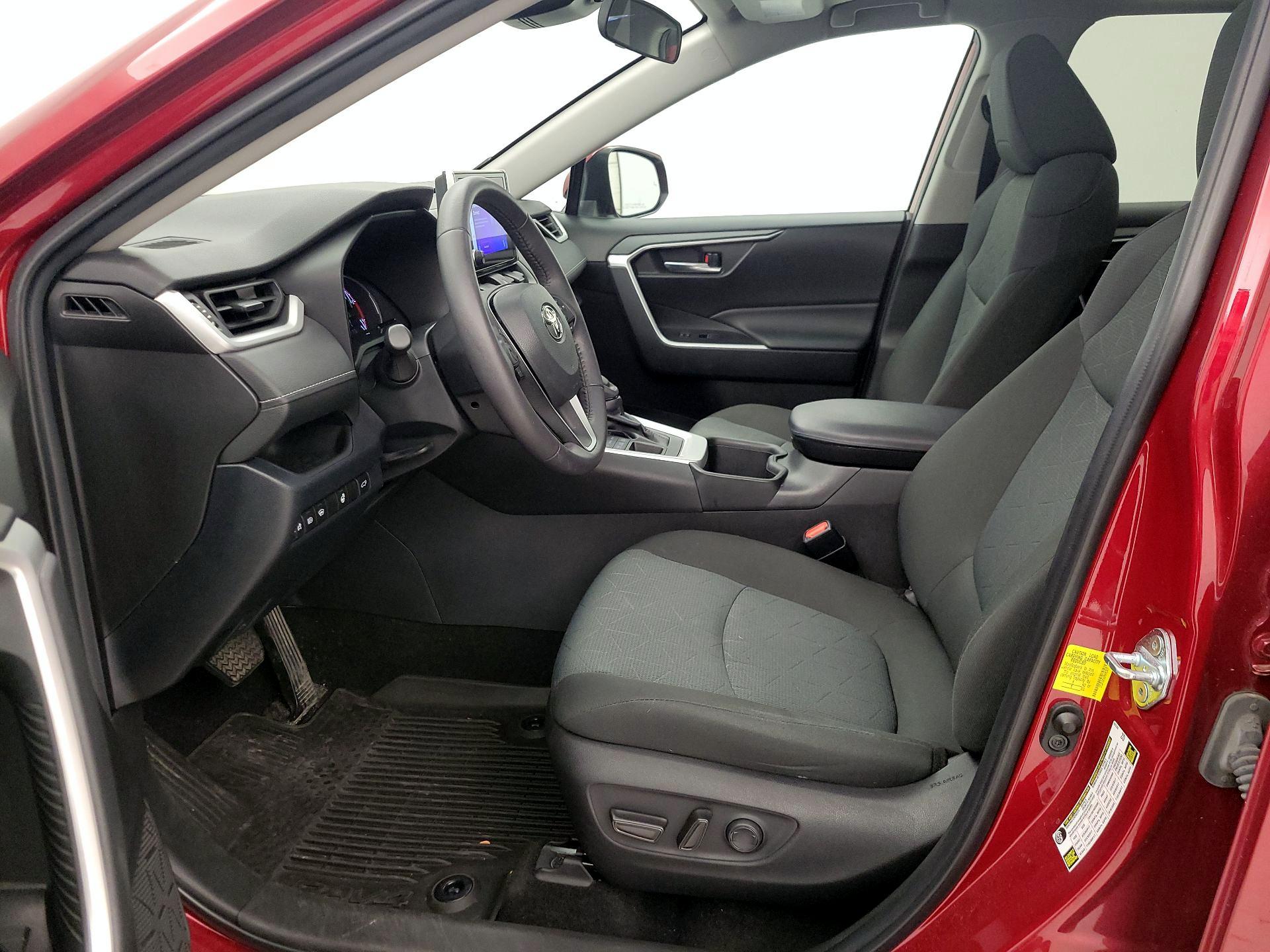 Thumbnail: 2023 Toyota RAV4 - 11