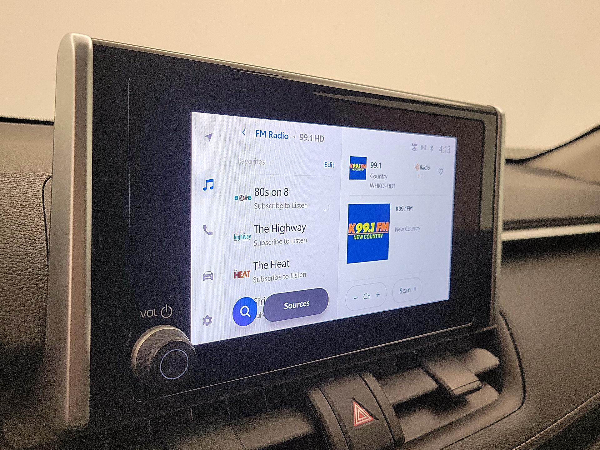 Thumbnail: 2023 Toyota RAV4 - 15