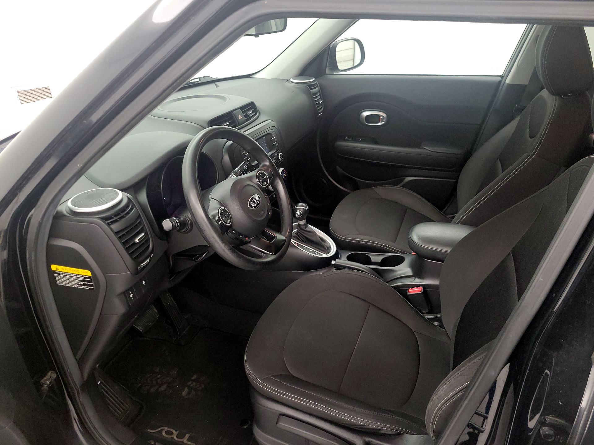 Thumbnail: 2016 Kia Soul - 11