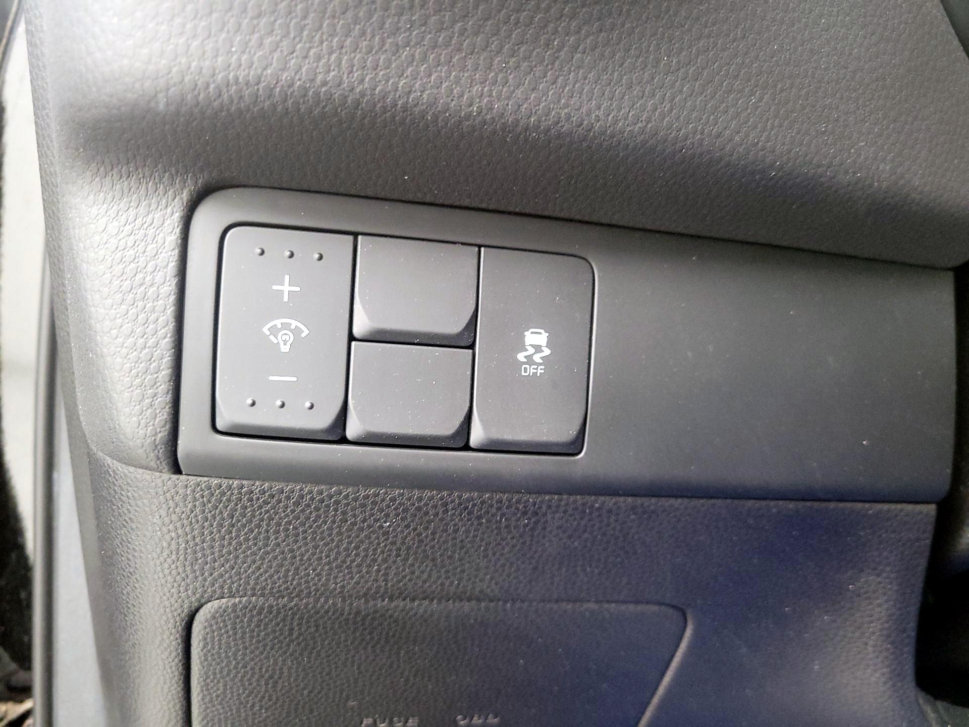 Thumbnail: 2016 Kia Soul - 13