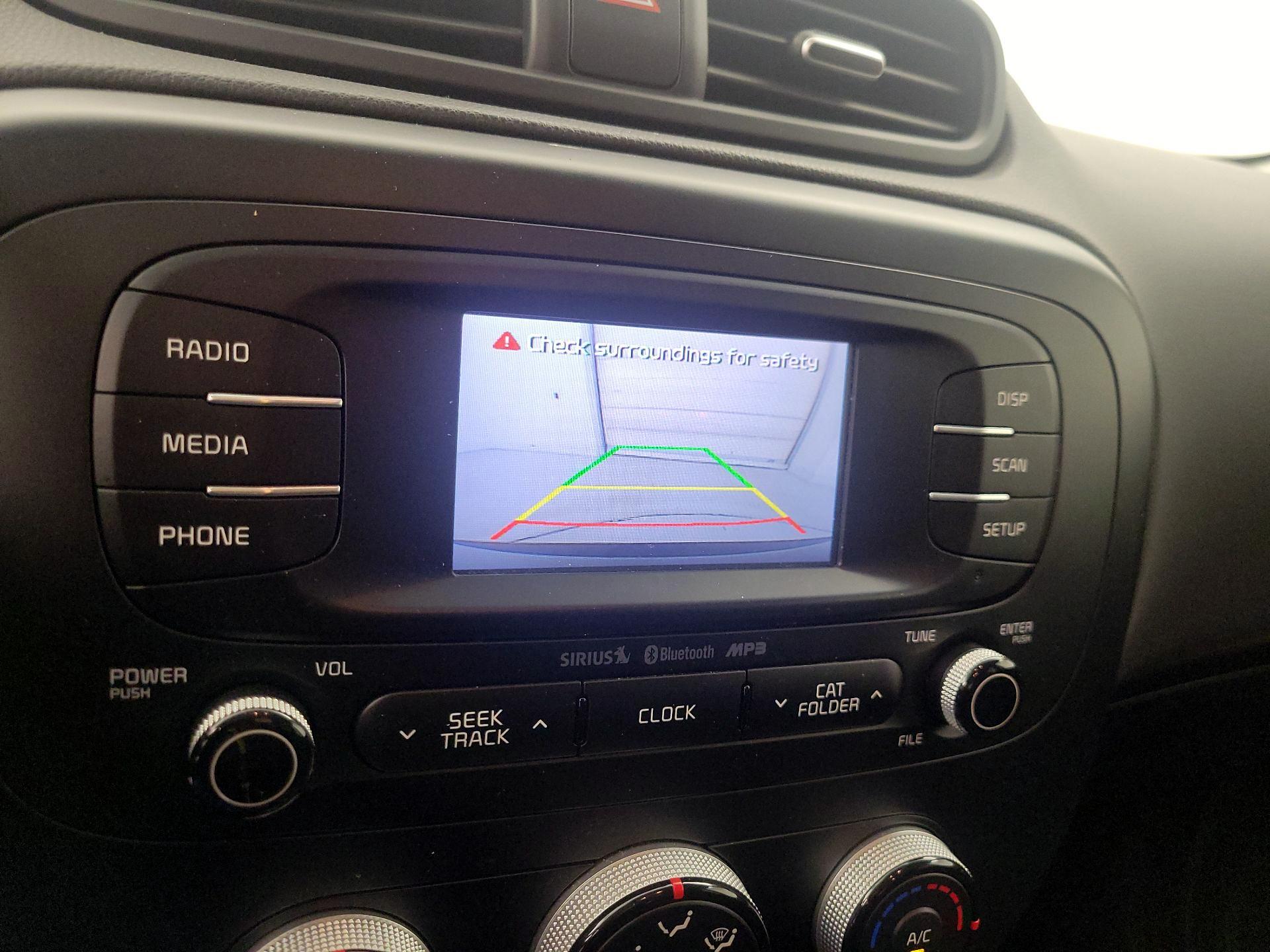 Thumbnail: 2016 Kia Soul - 14