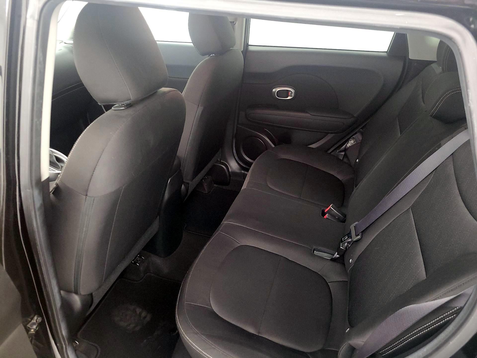 Thumbnail: 2016 Kia Soul - 19