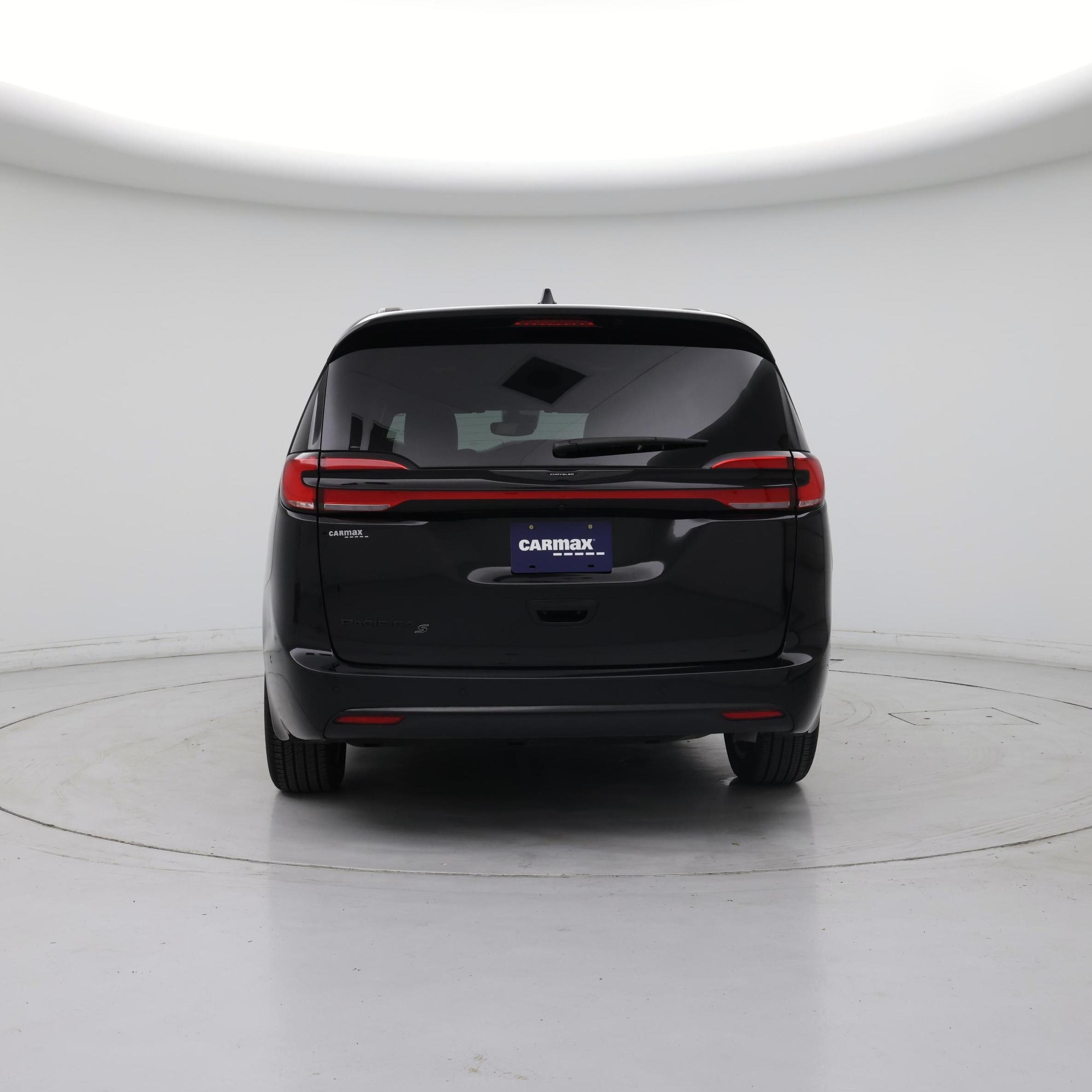 Thumbnail: 2024 Chrysler Pacifica - 6