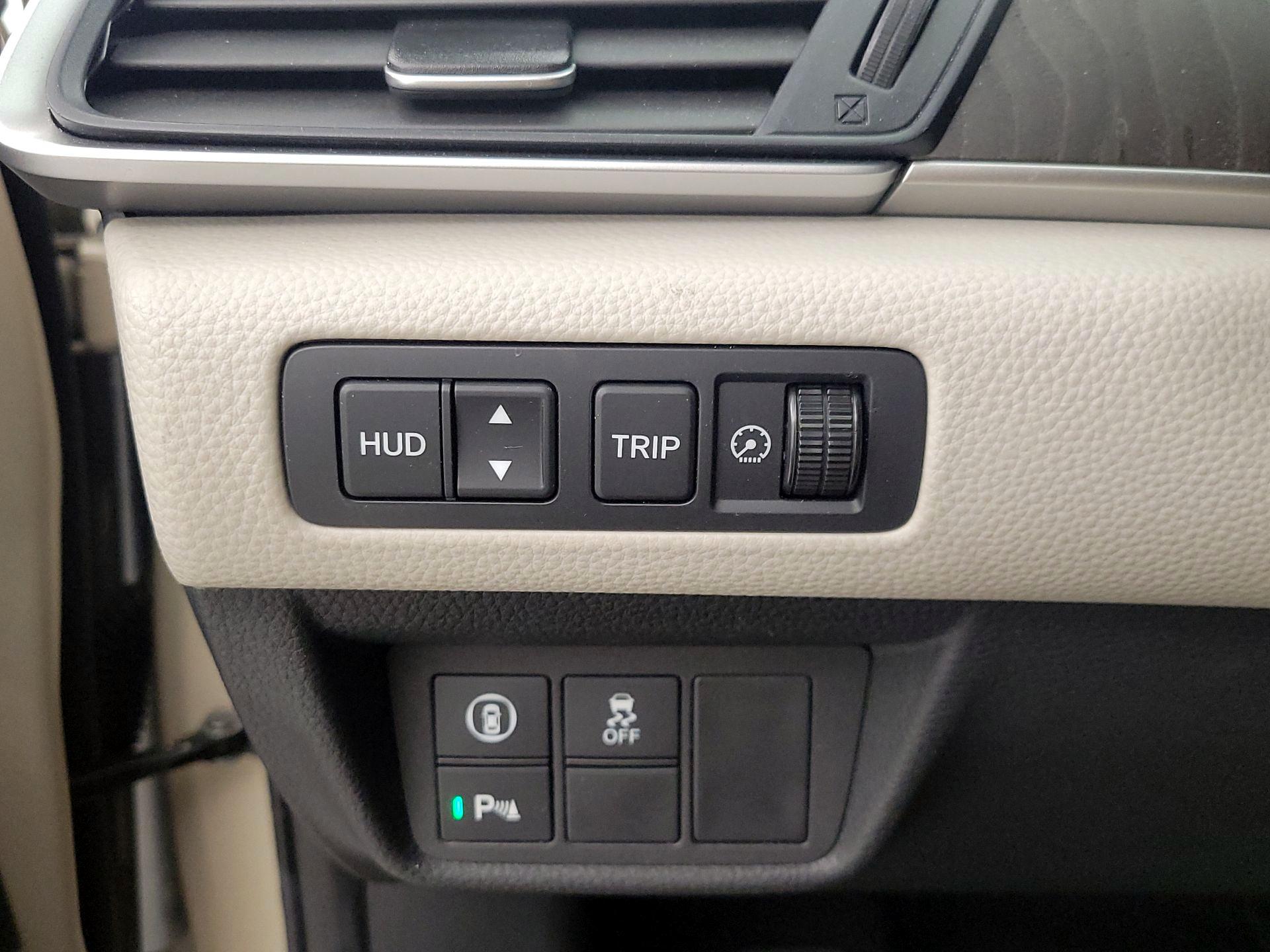 Thumbnail: 2020 Honda Accord - 13