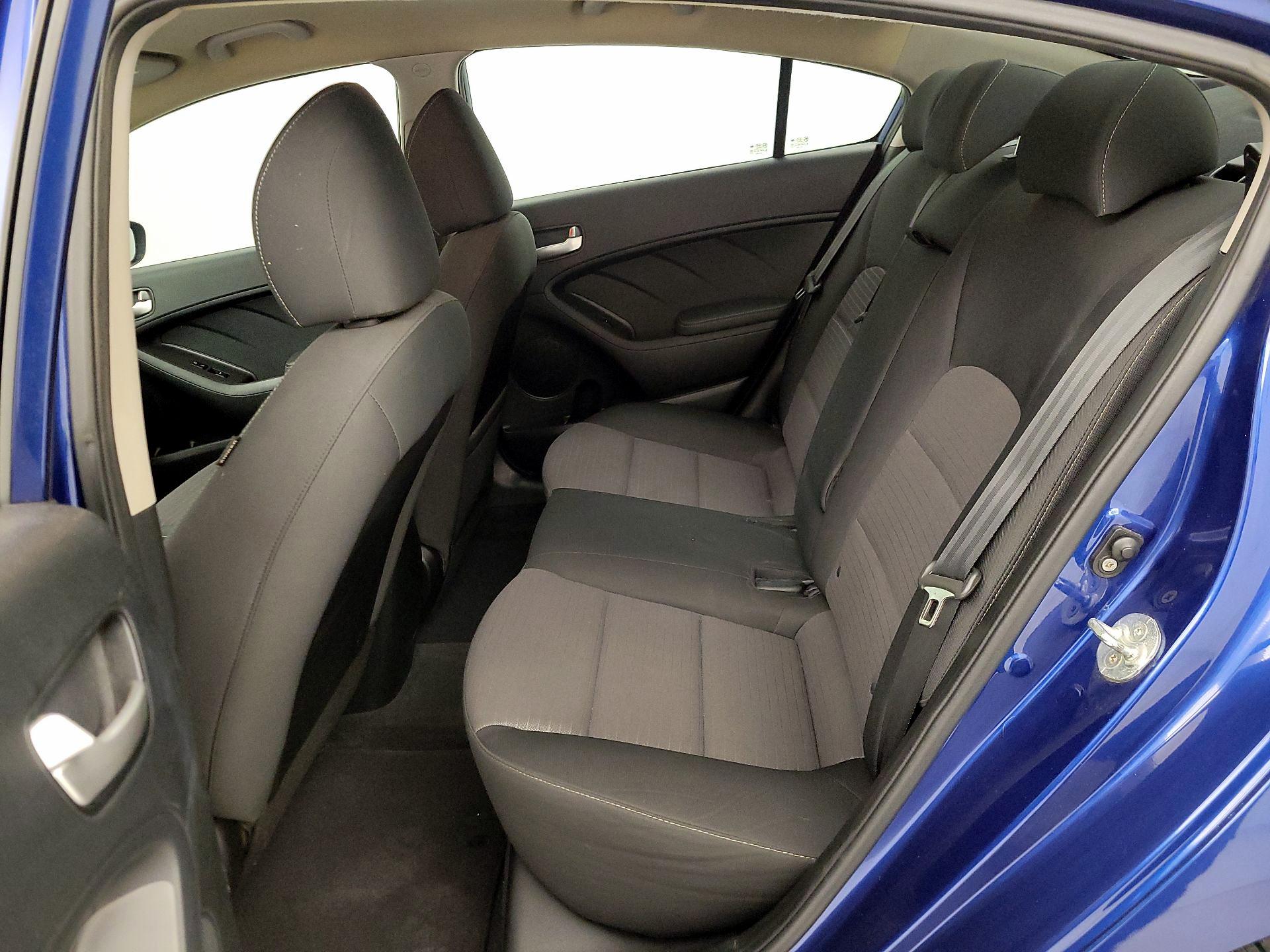 Thumbnail: 2018 Kia Forte - 19