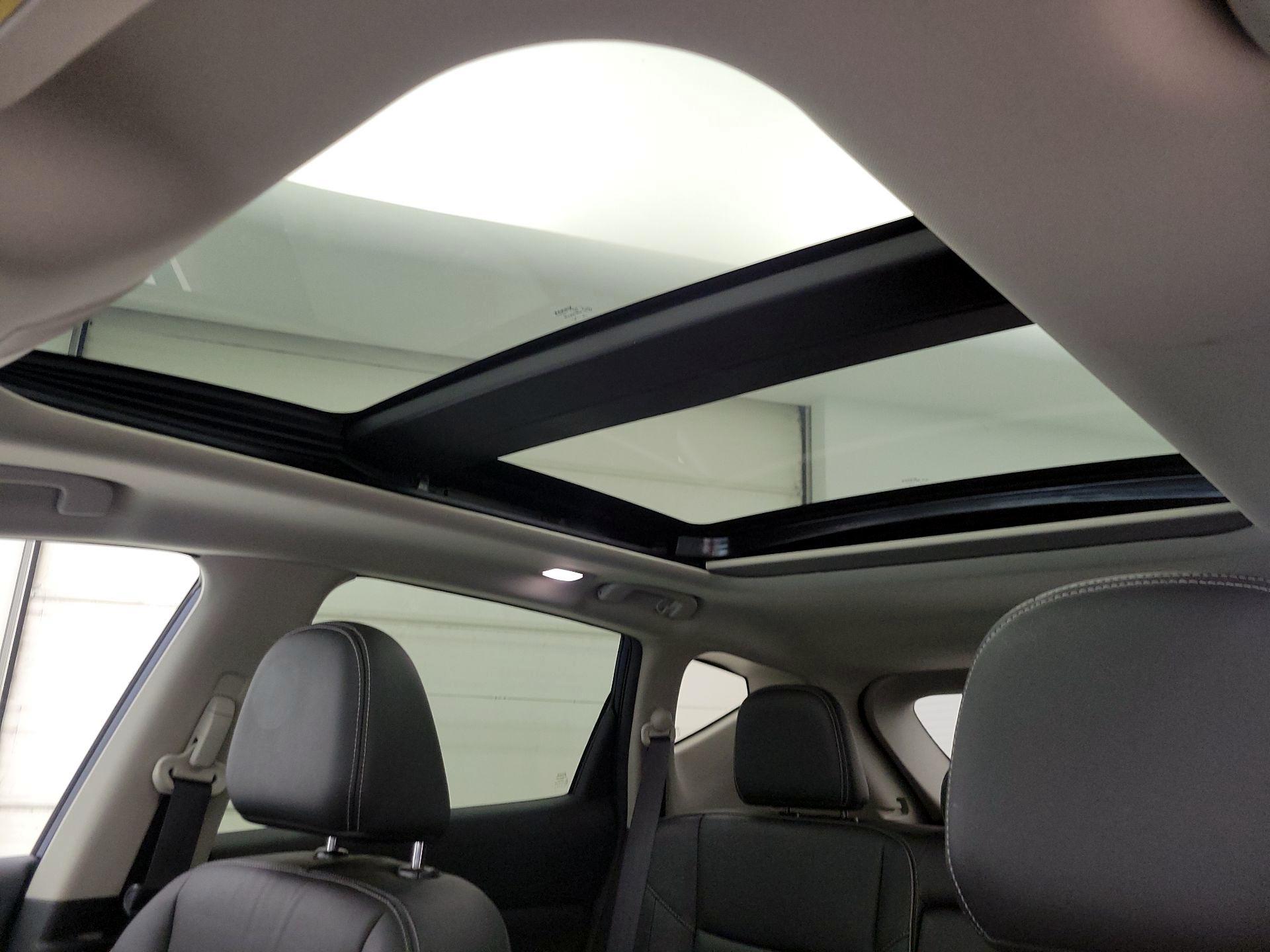 Thumbnail: 2019 Nissan Murano - 20