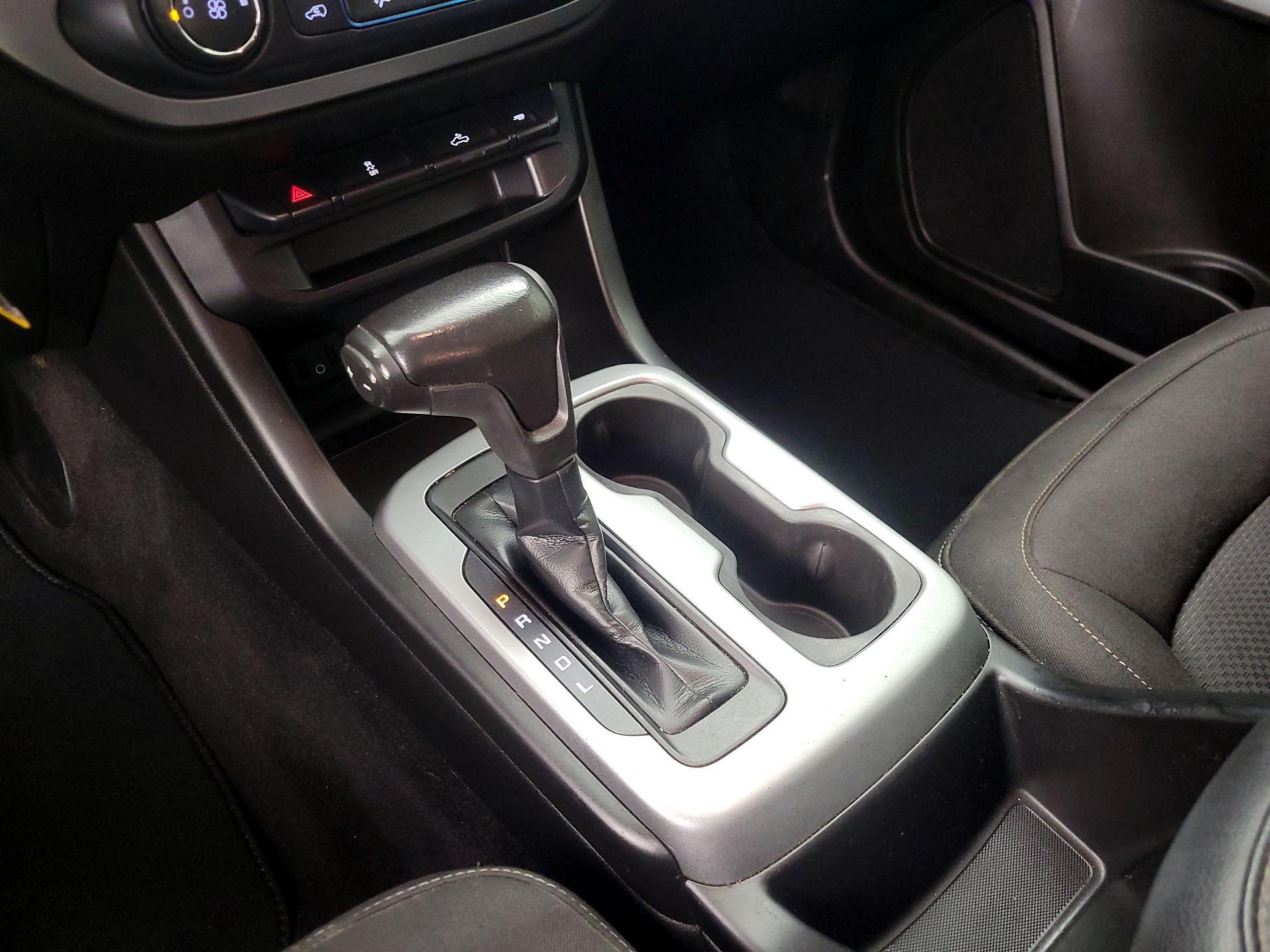 Thumbnail: 2019 Chevrolet Colorado - 17