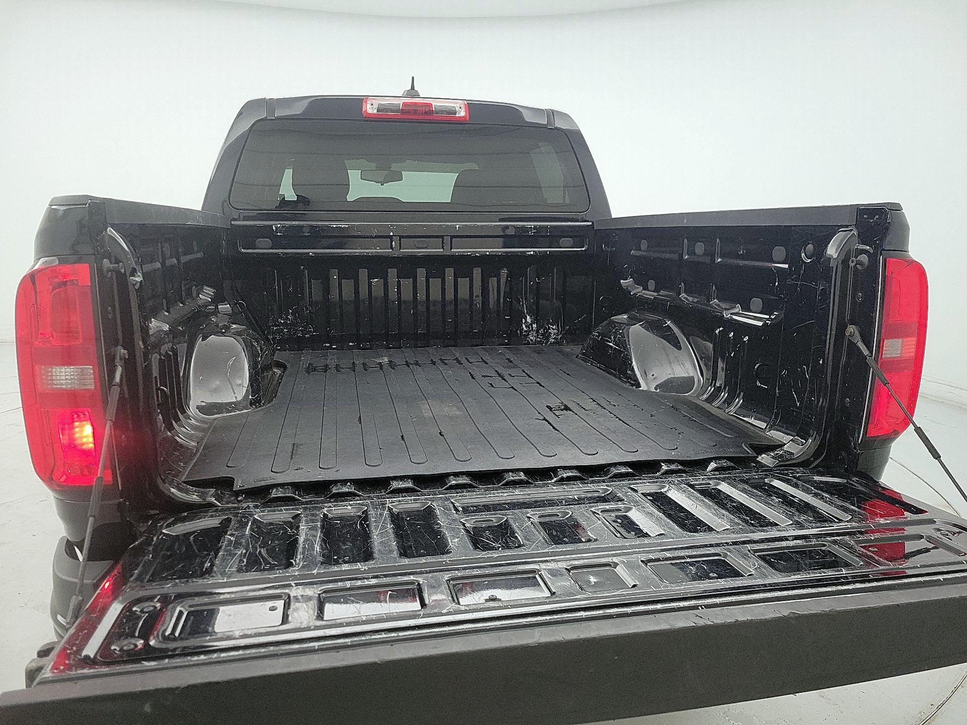 Thumbnail: 2019 Chevrolet Colorado - 20