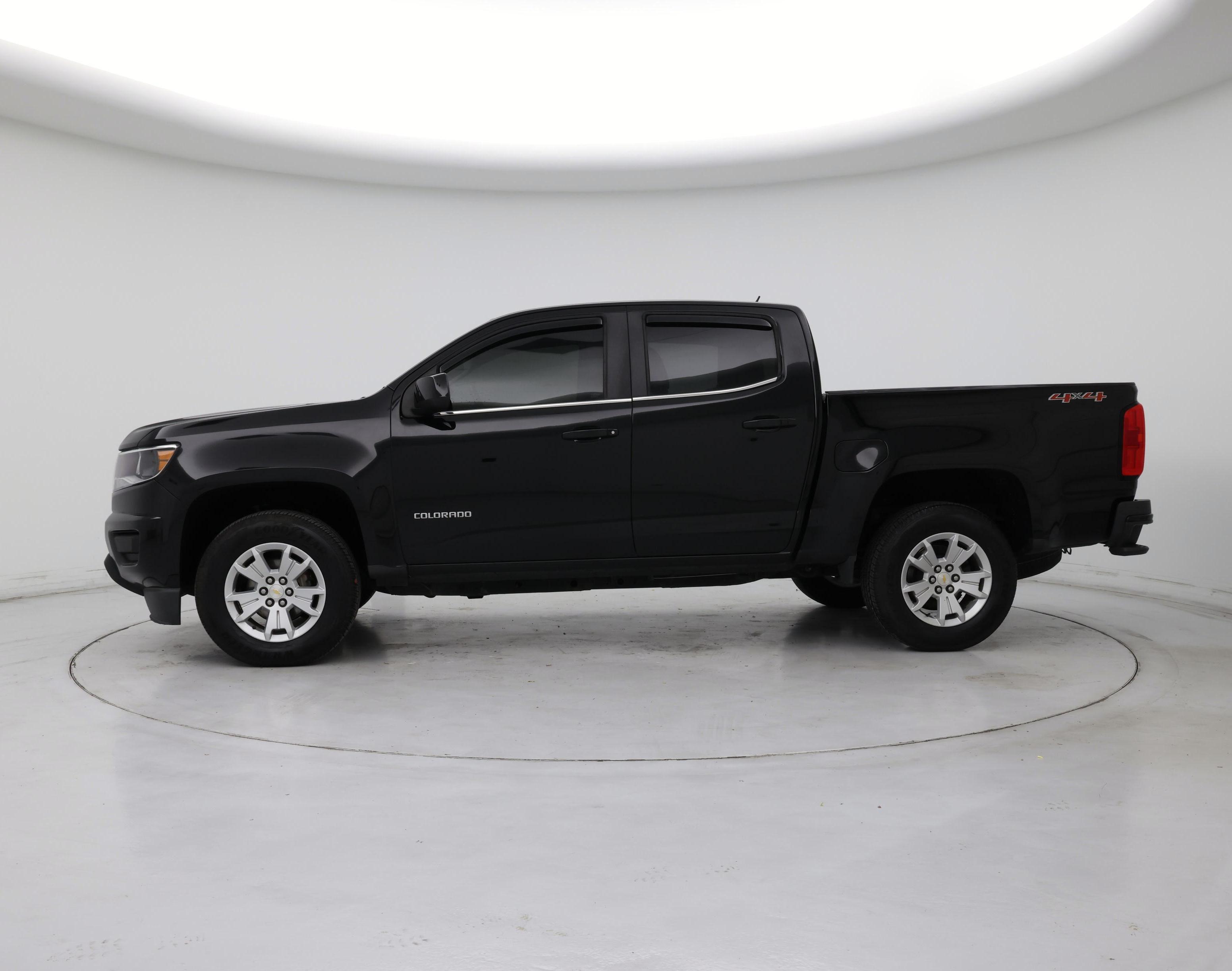 Thumbnail: 2019 Chevrolet Colorado - 3