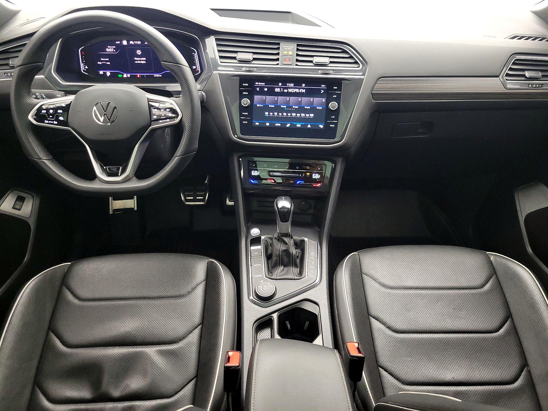 Thumbnail: 2022 Volkswagen Tiguan - 9