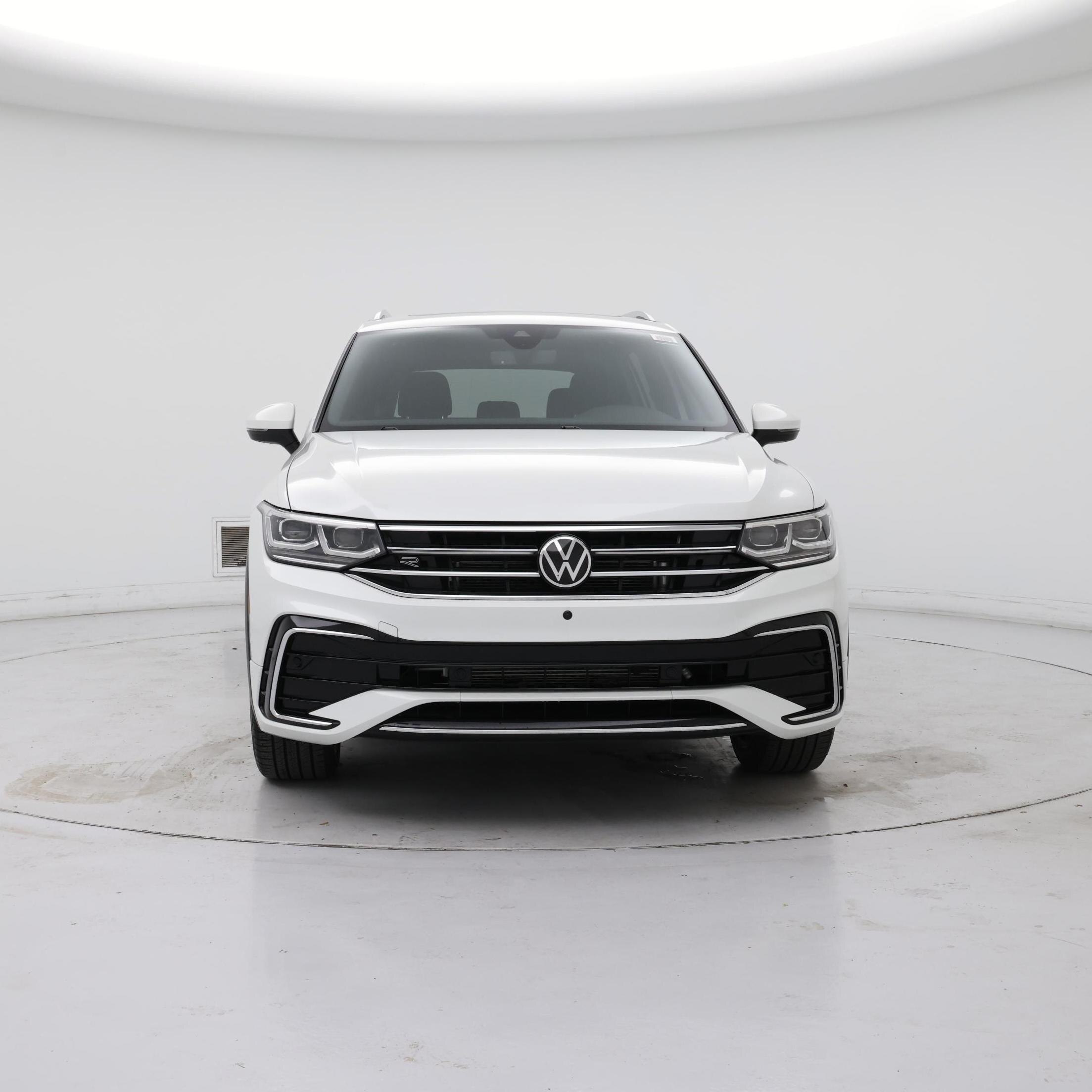 Thumbnail: 2022 Volkswagen Tiguan - 5
