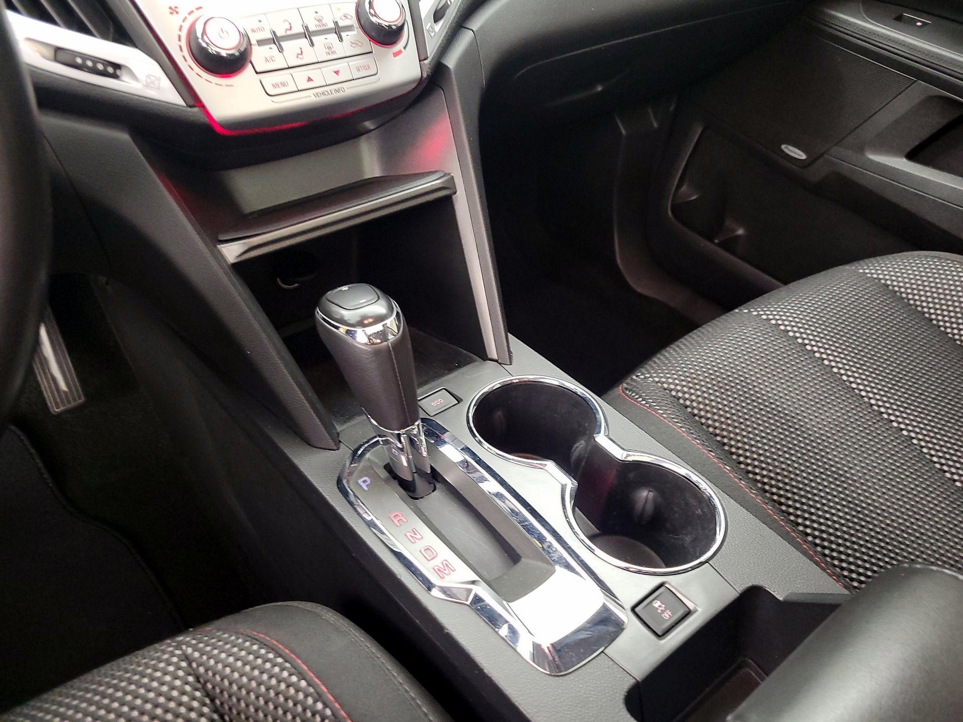 Thumbnail: 2017 GMC Terrain - 16