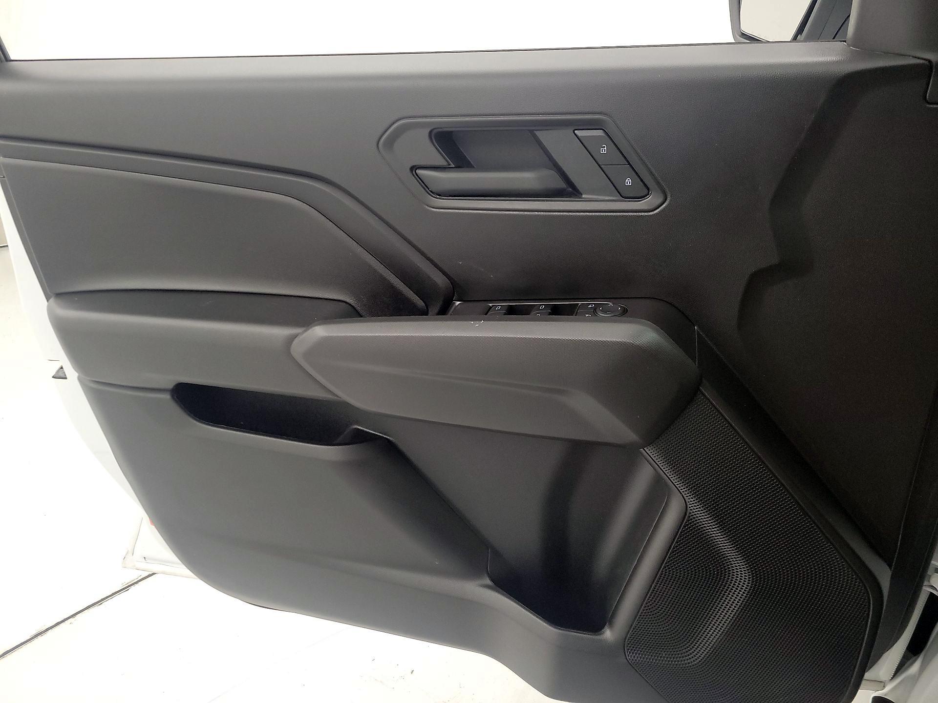 Thumbnail: 2025 Chevrolet Colorado - 12