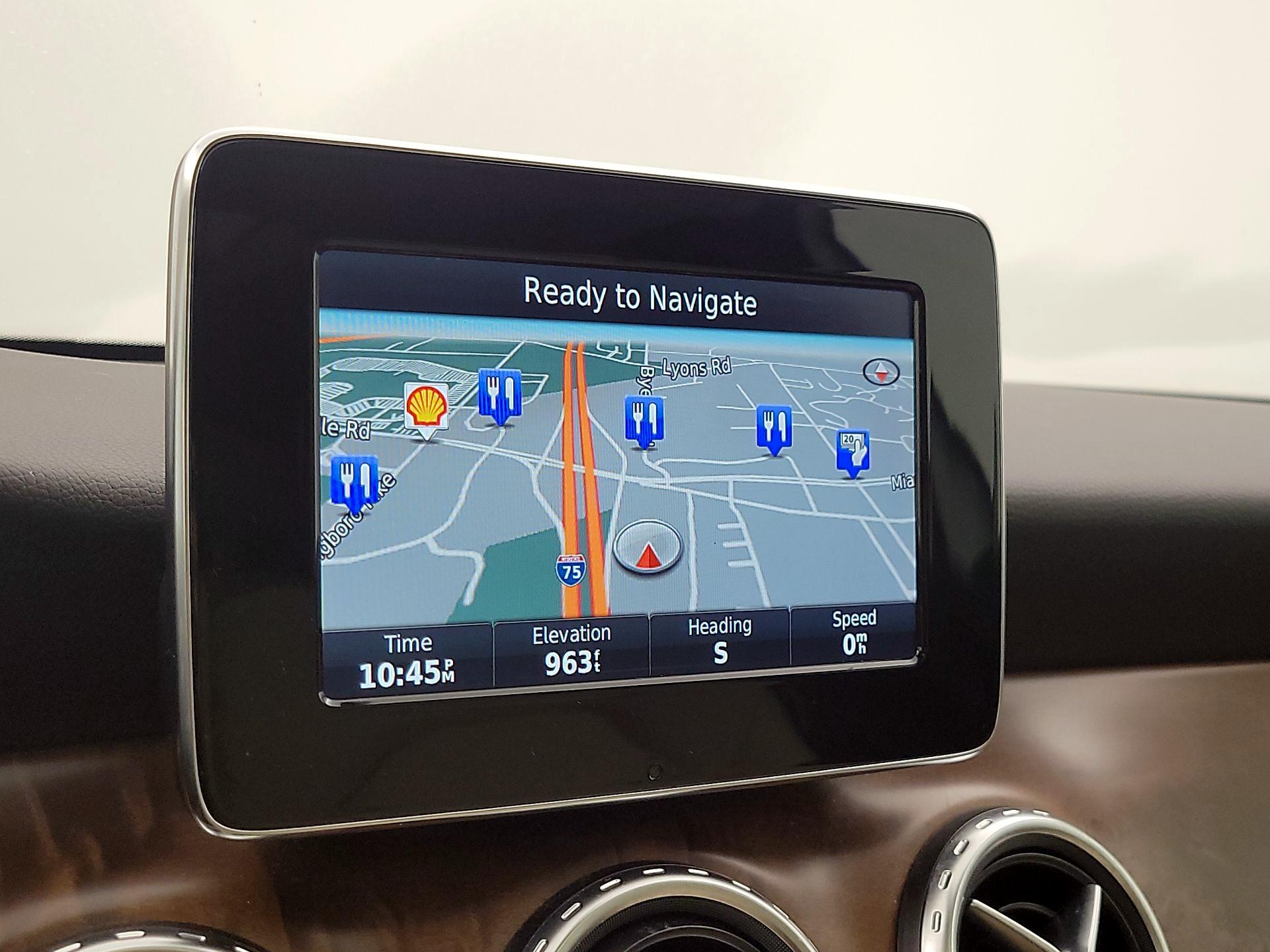 Thumbnail: 2016 Mercedes-Benz GLA - 14