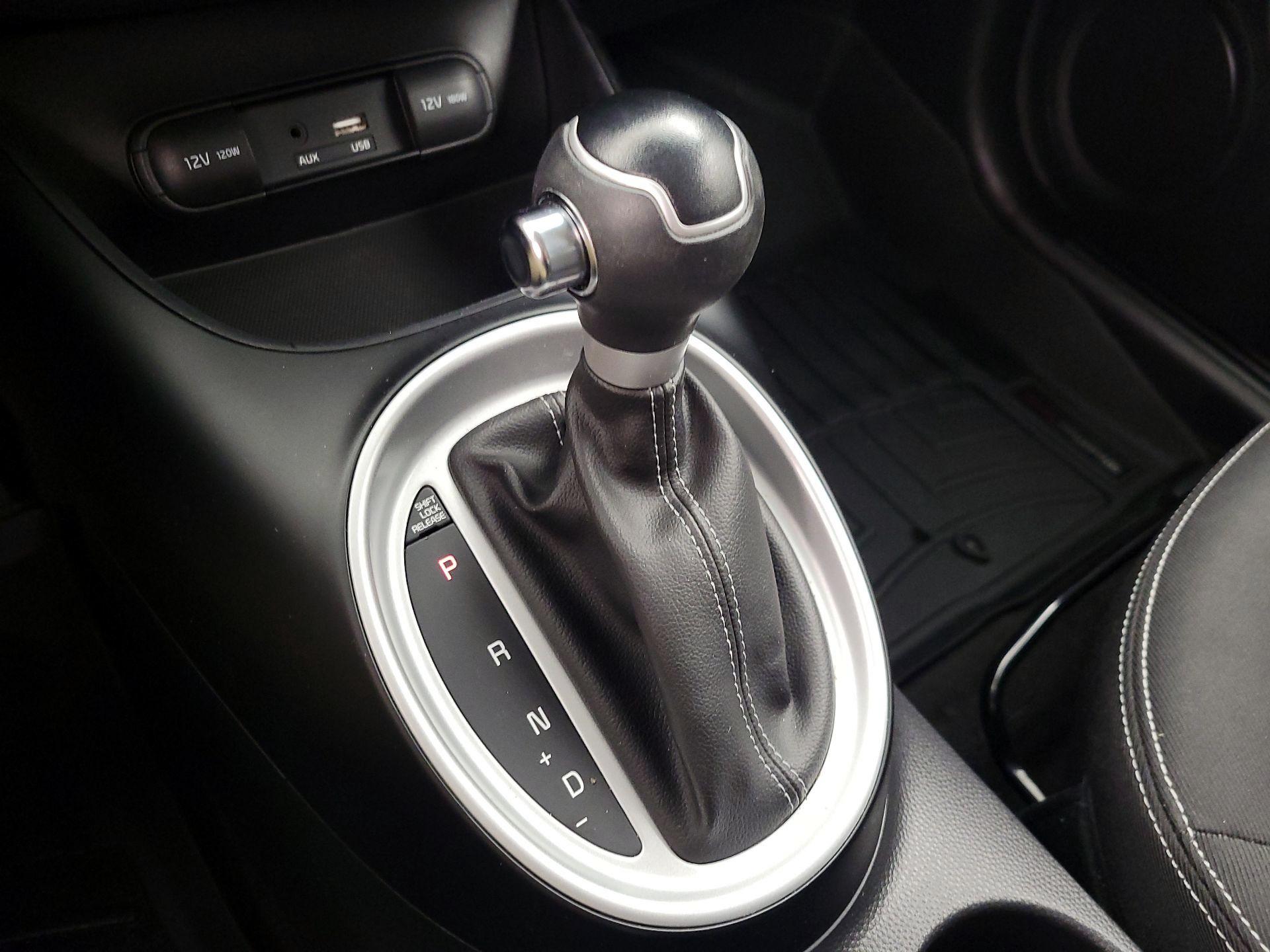 Thumbnail: 2017 Kia Soul - 17