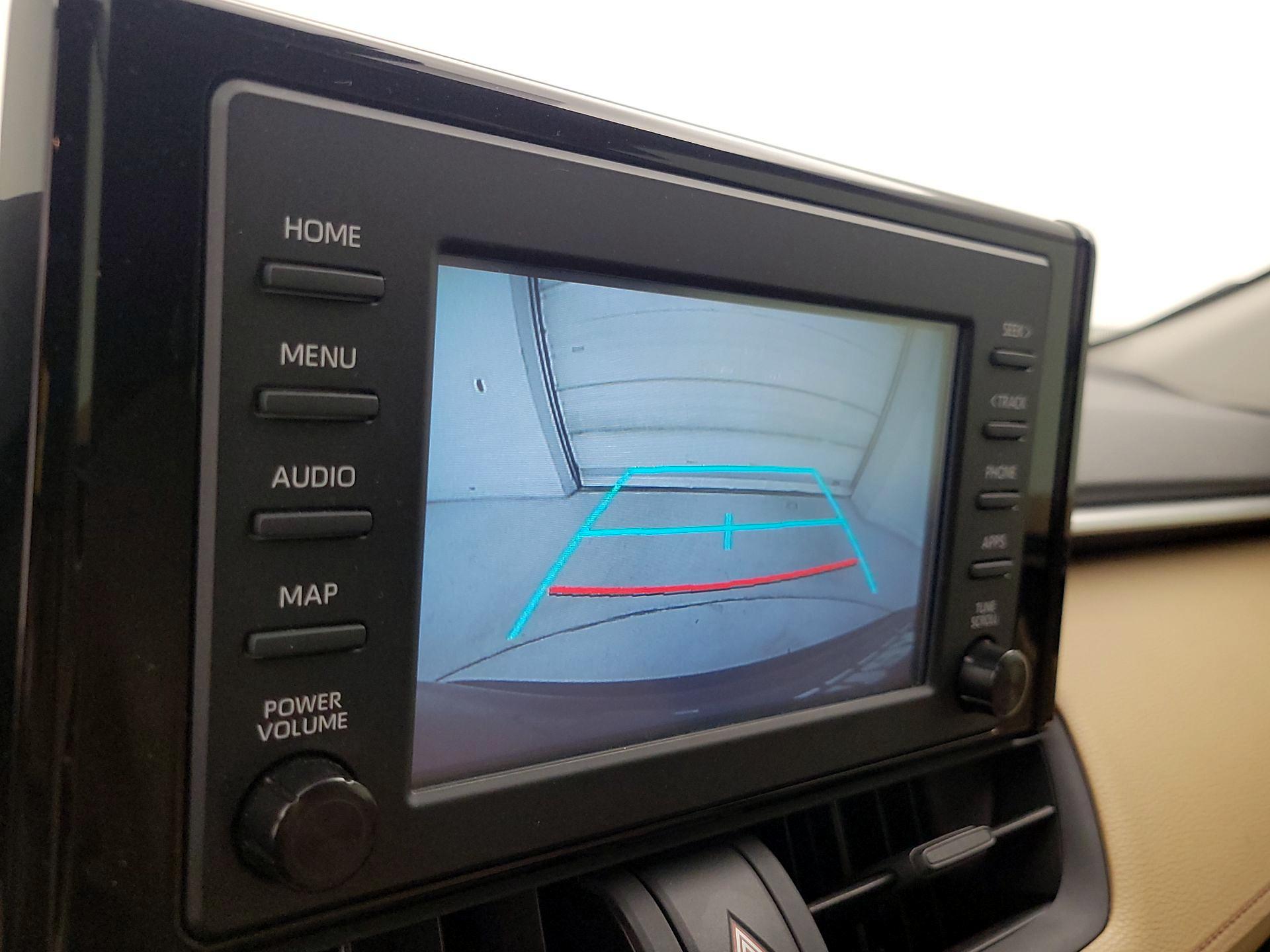 Thumbnail: 2019 Toyota RAV4 - 14