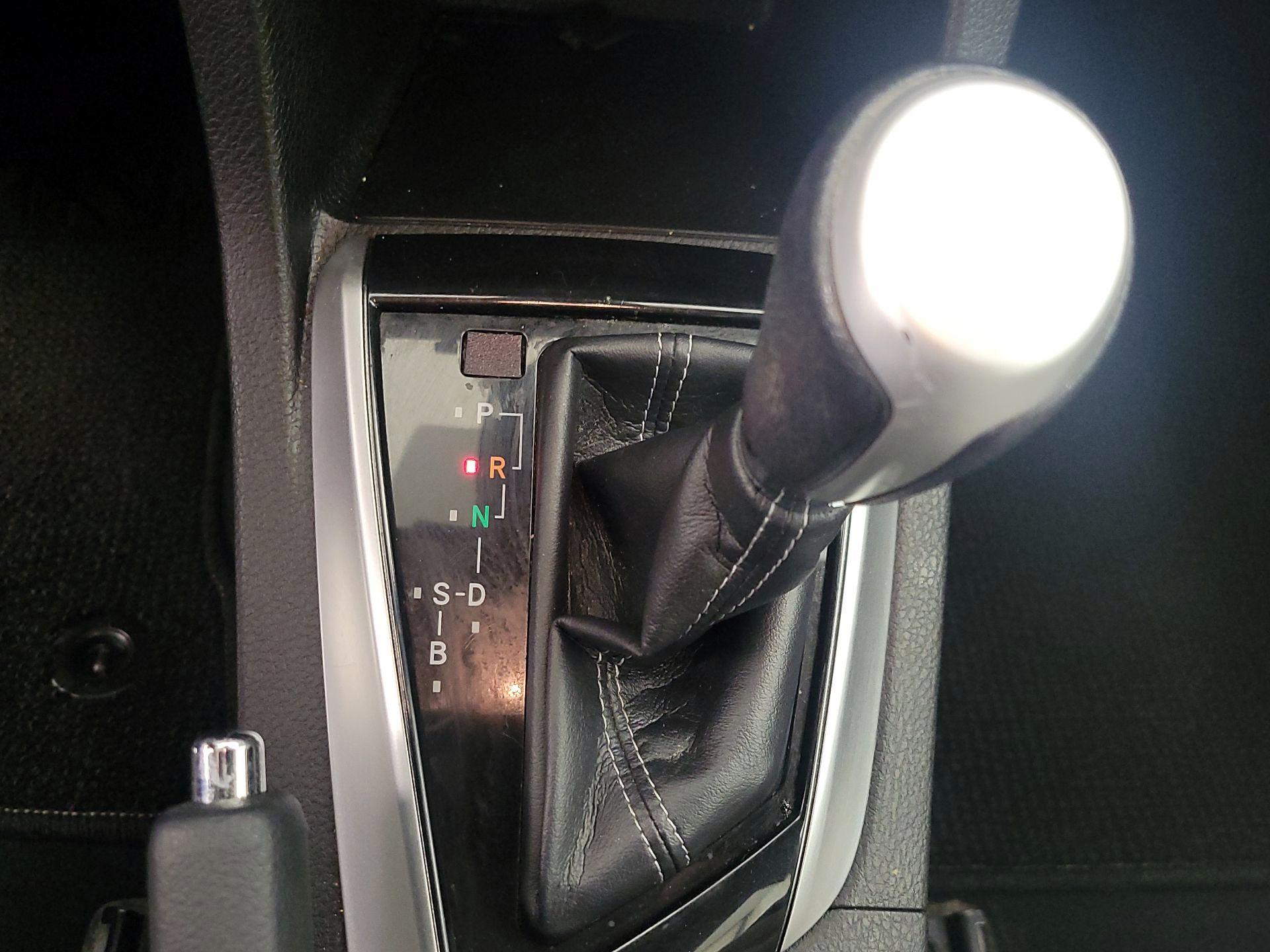 Thumbnail: 2017 Toyota Corolla - 17