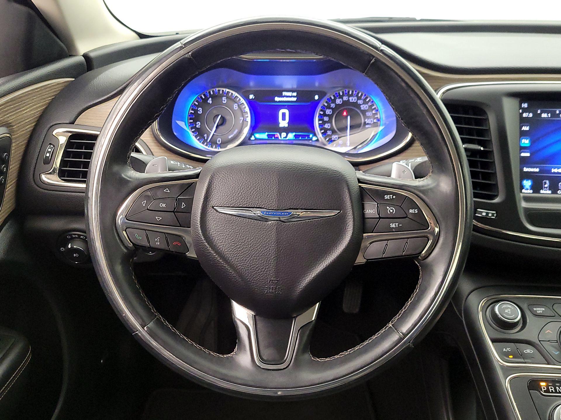 Thumbnail: 2015 Chrysler 200 - 10