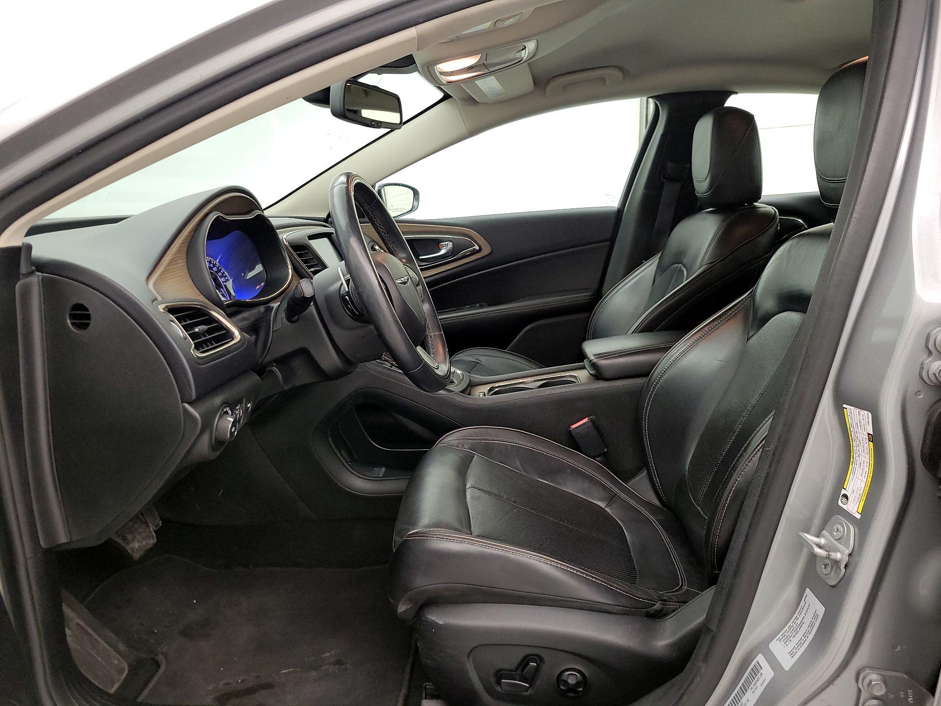 Thumbnail: 2015 Chrysler 200 - 11