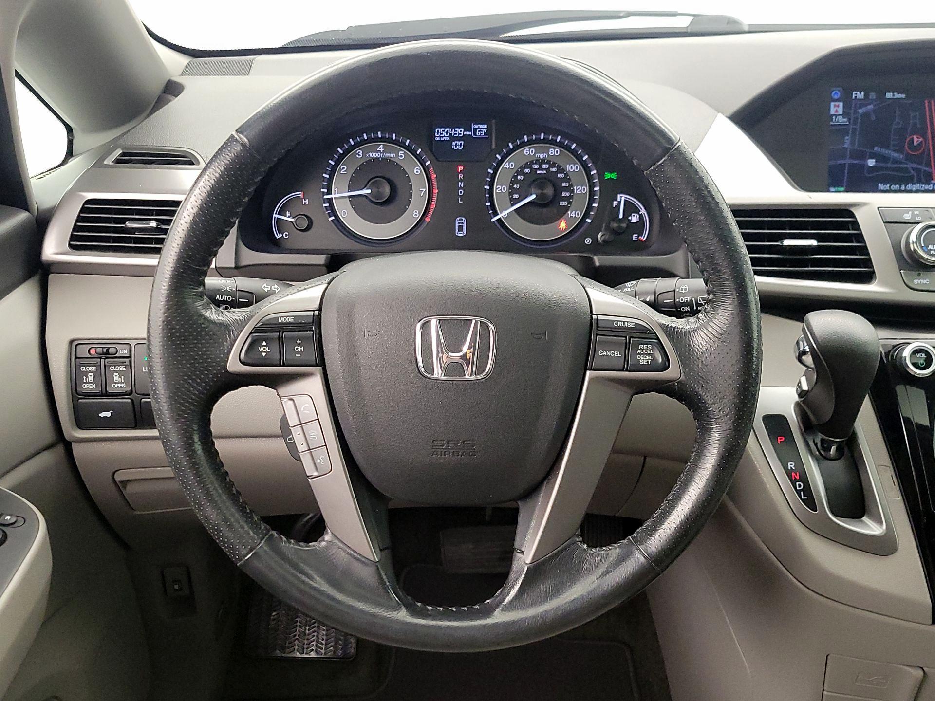 Thumbnail: 2016 Honda Odyssey - 10