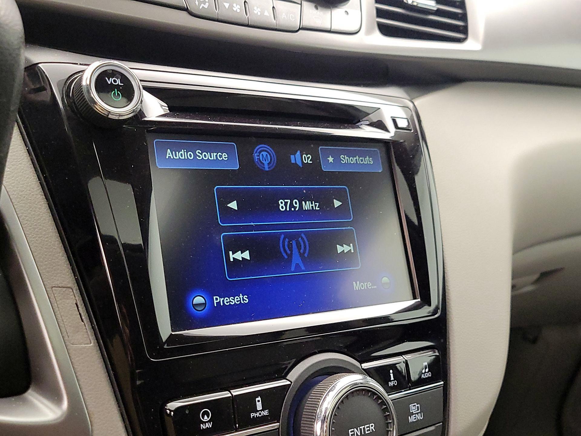 Thumbnail: 2016 Honda Odyssey - 16