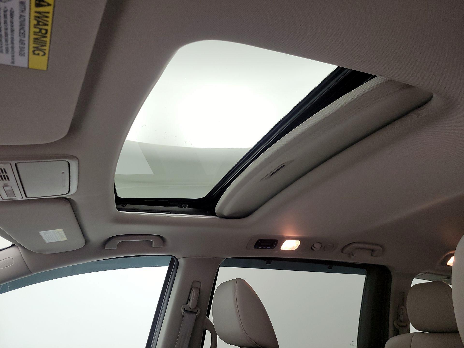 Thumbnail: 2016 Honda Odyssey - 20