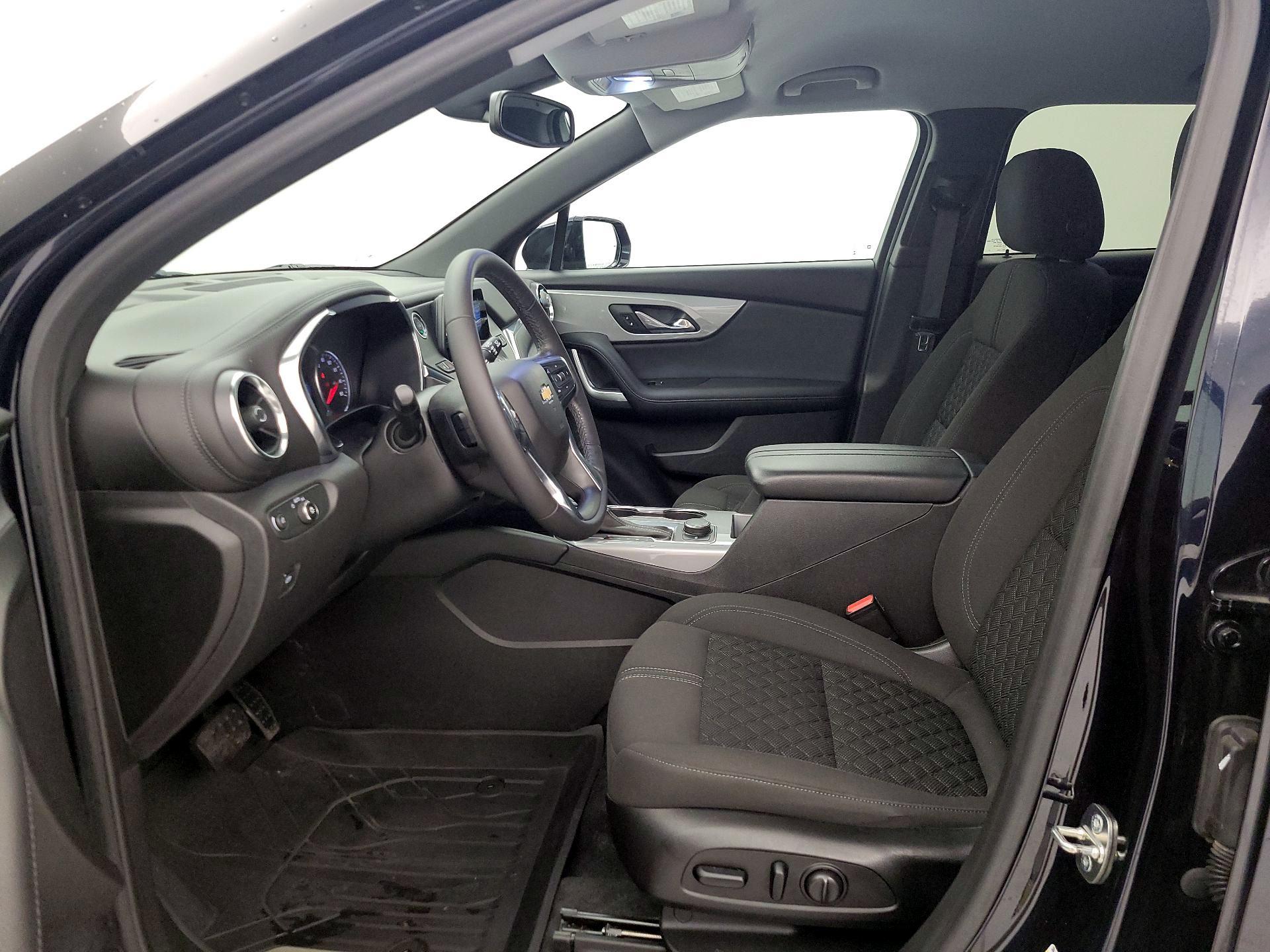 Thumbnail: 2020 Chevrolet Blazer - 11